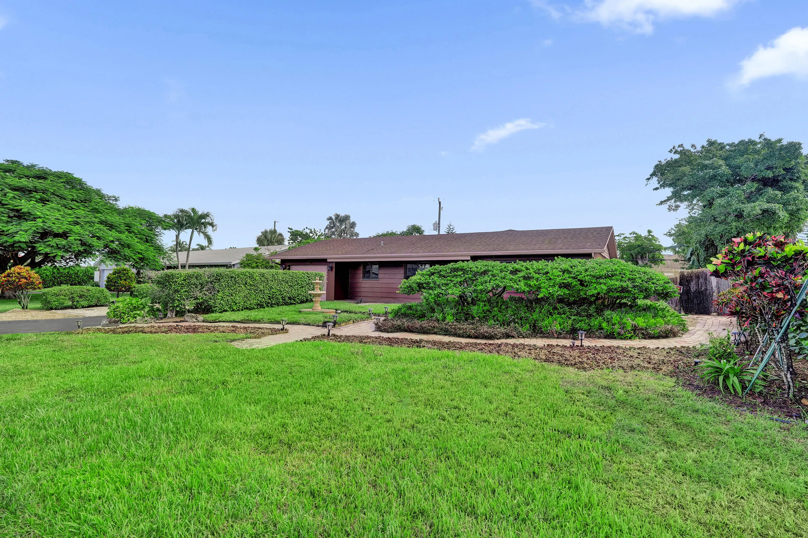 645 Ibis Drive