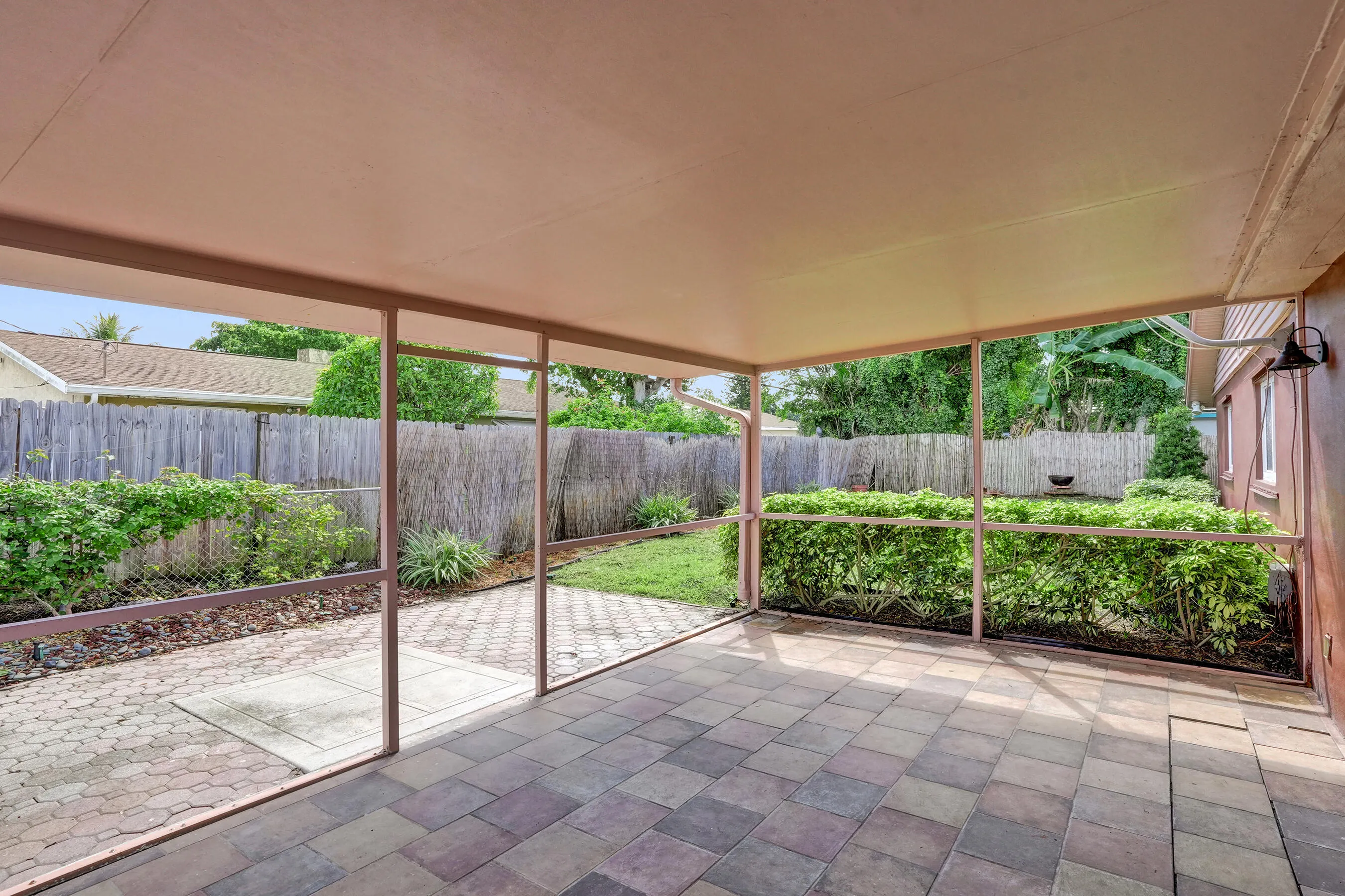 645 Ibis Drive