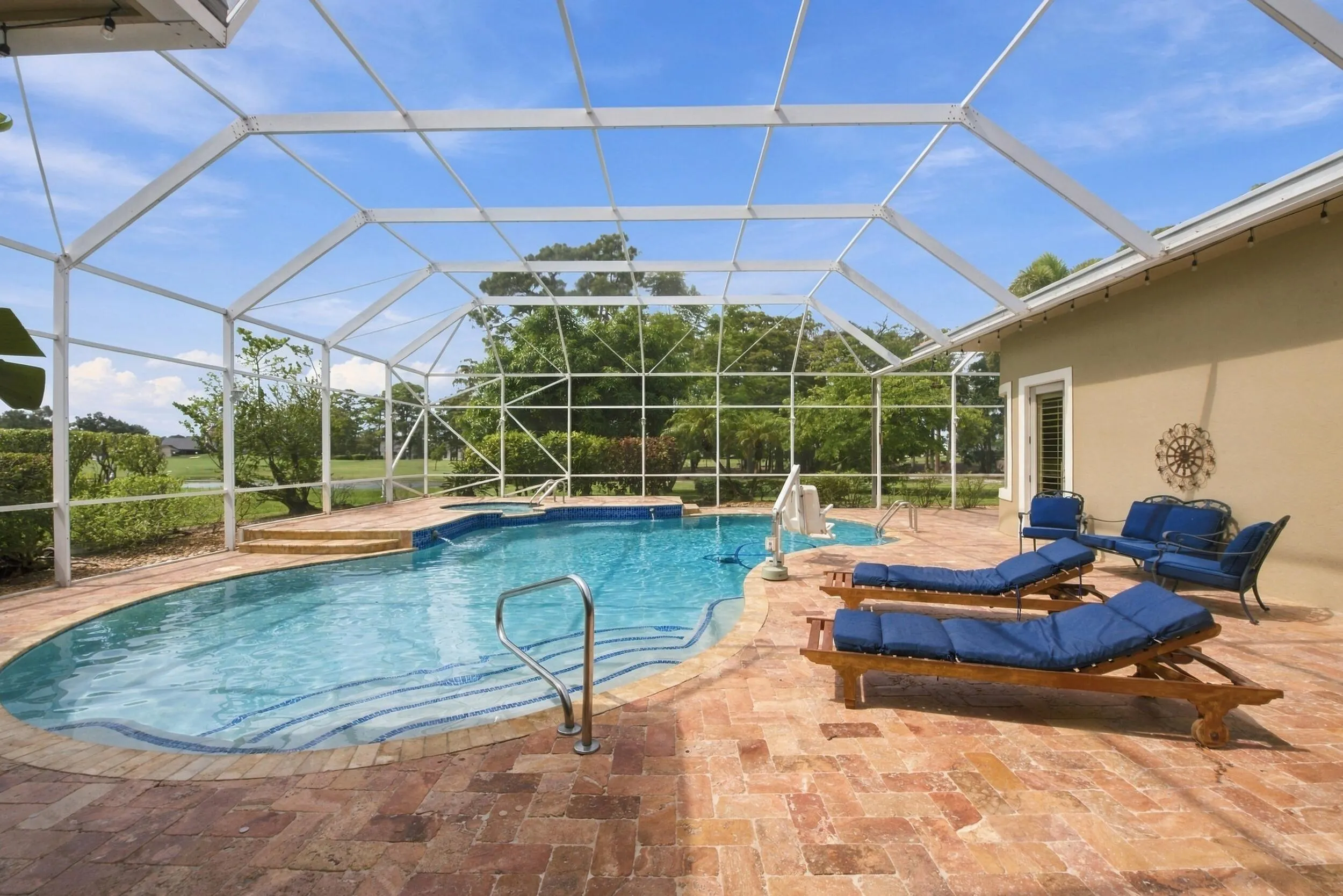 21733 Old Bridge Trail