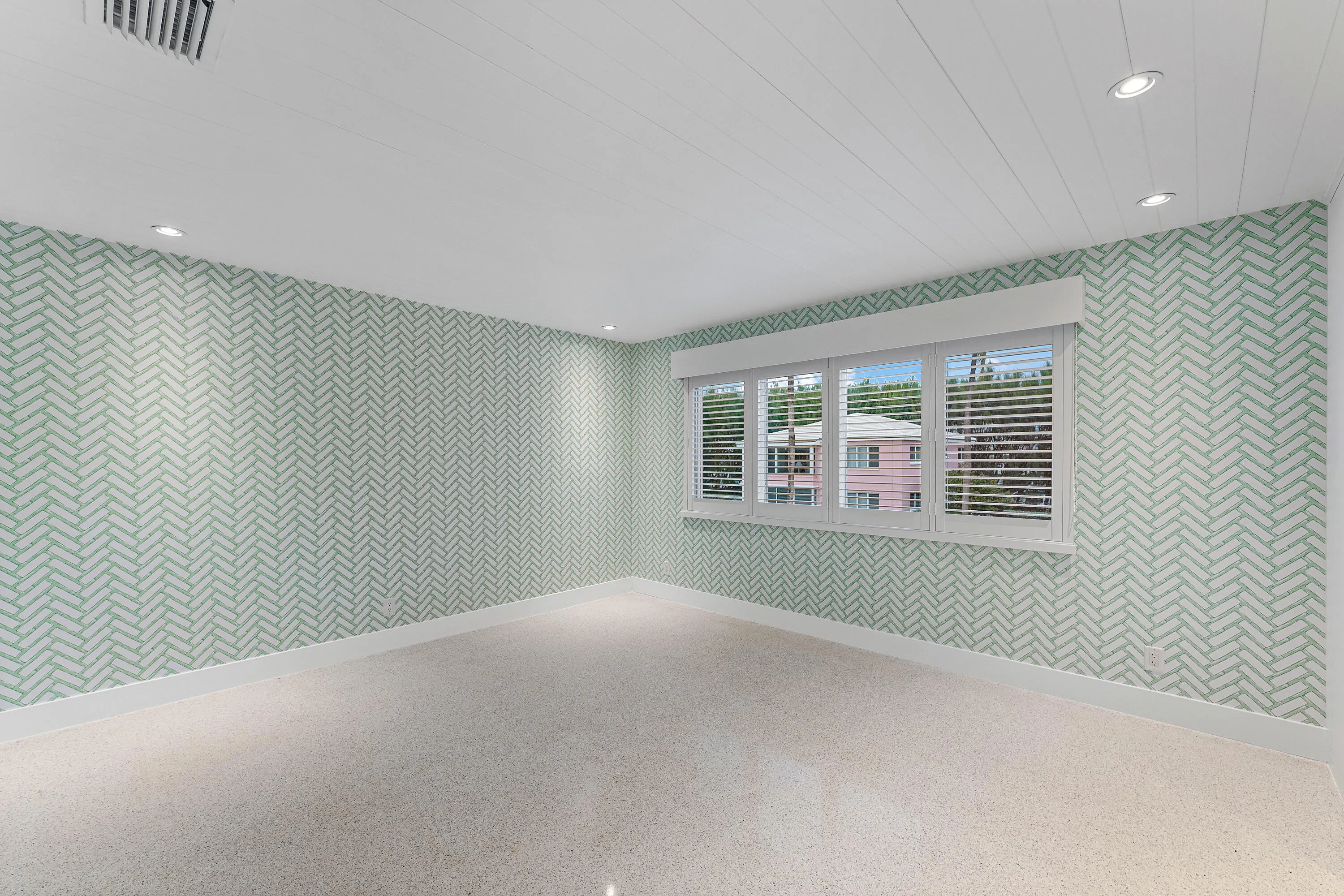 1877 S Ocean Boulevard #10