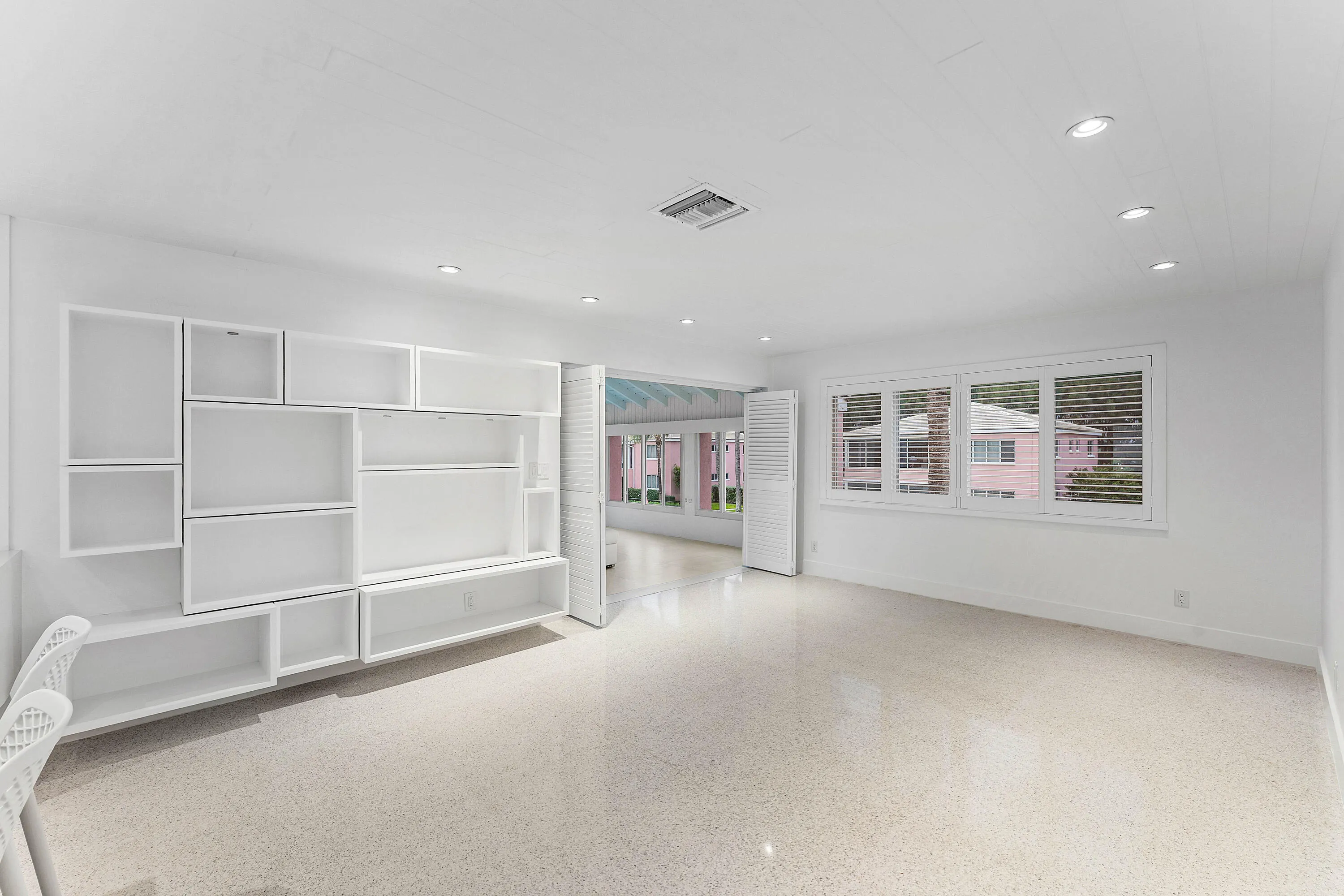 1877 S Ocean Boulevard #10
