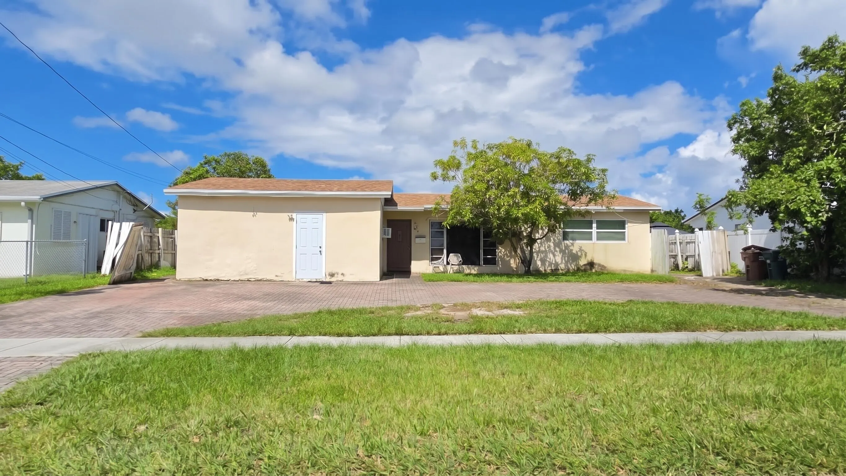 411 NW 39TH Street
