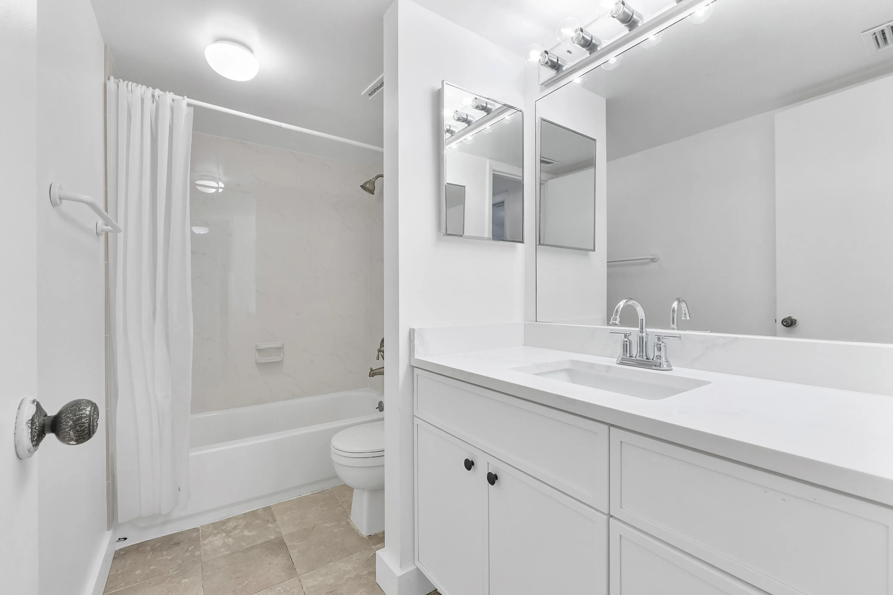5828 CORAL LAKE Drive #304