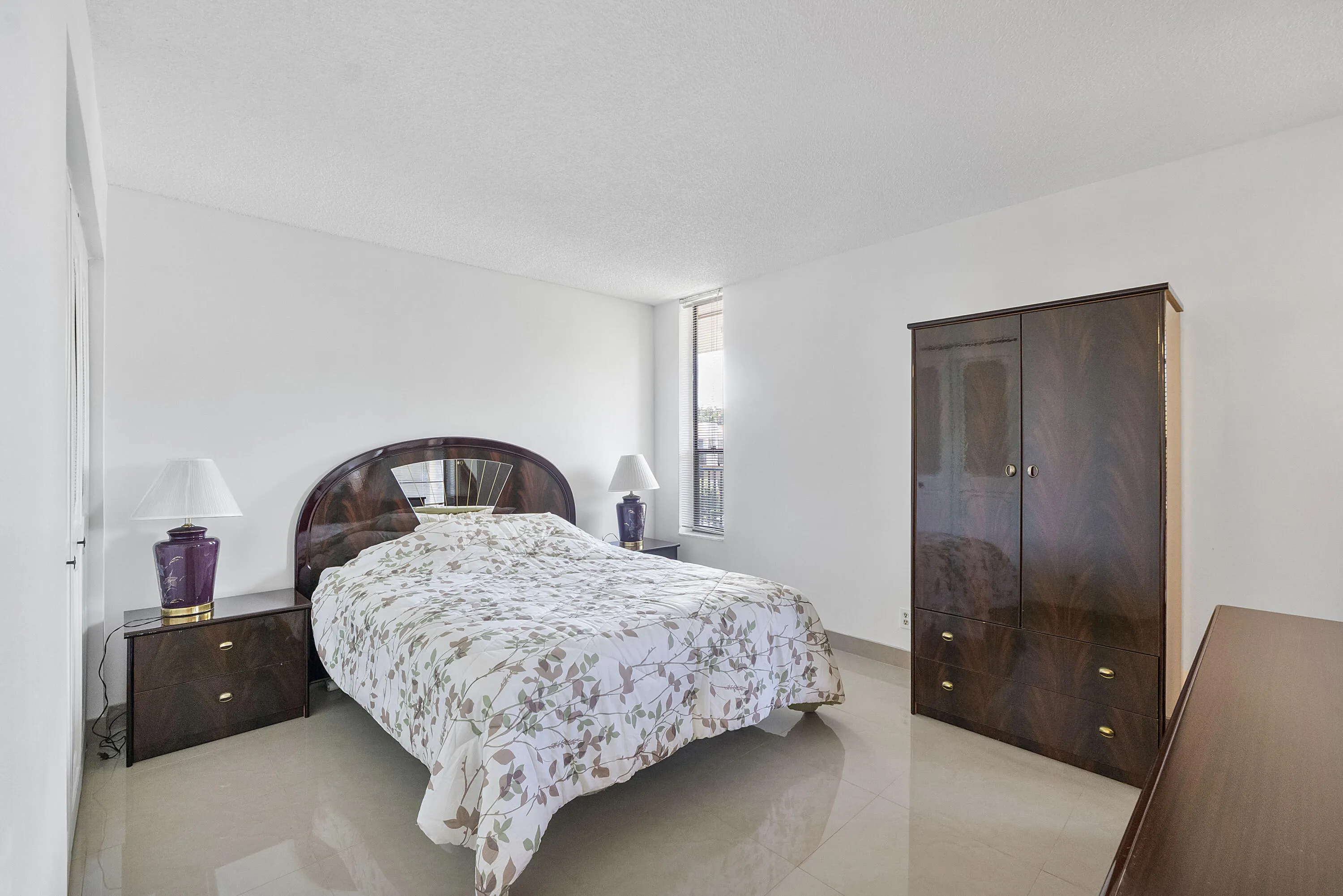 5828 CORAL LAKE Drive #304