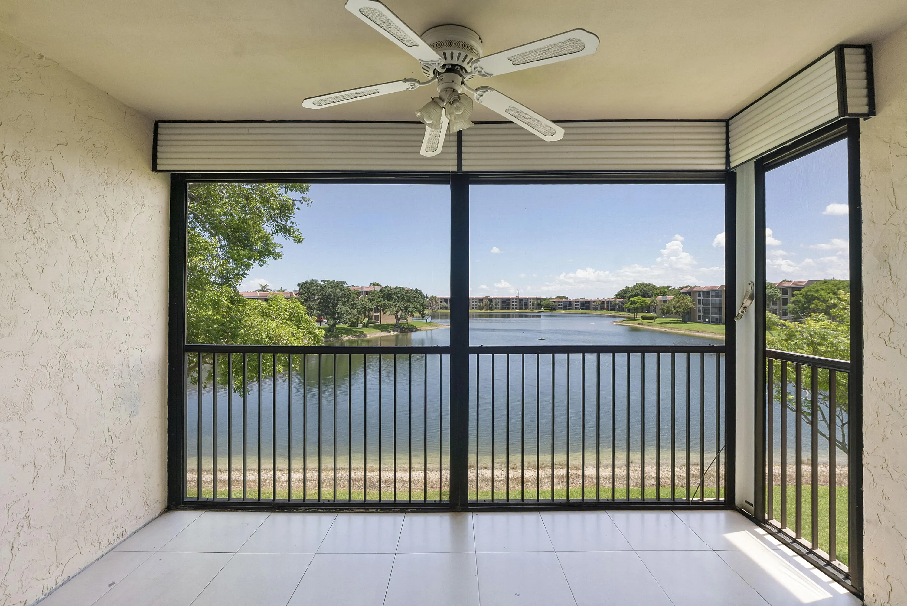 5828 CORAL LAKE Drive #304