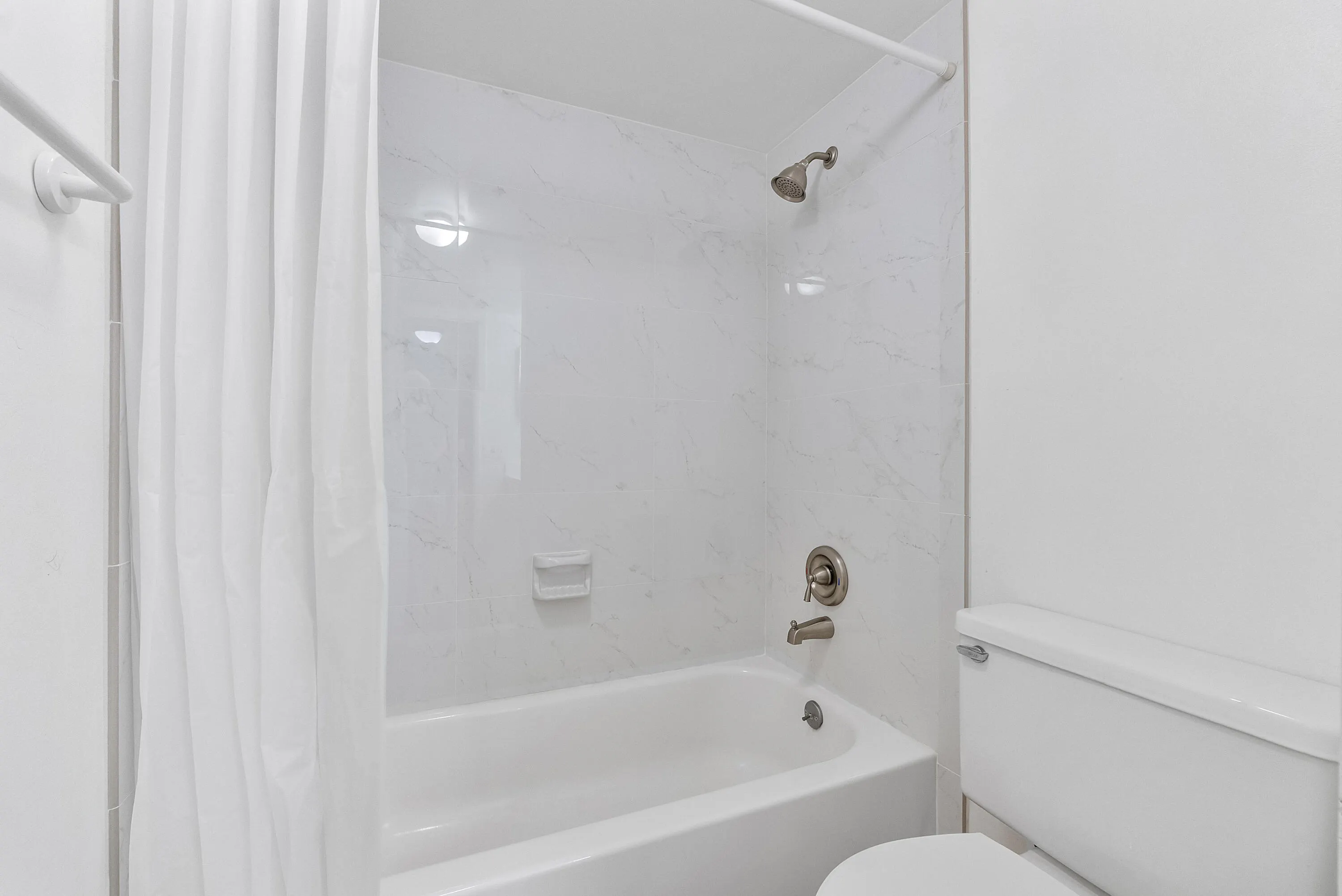 5828 CORAL LAKE Drive #304