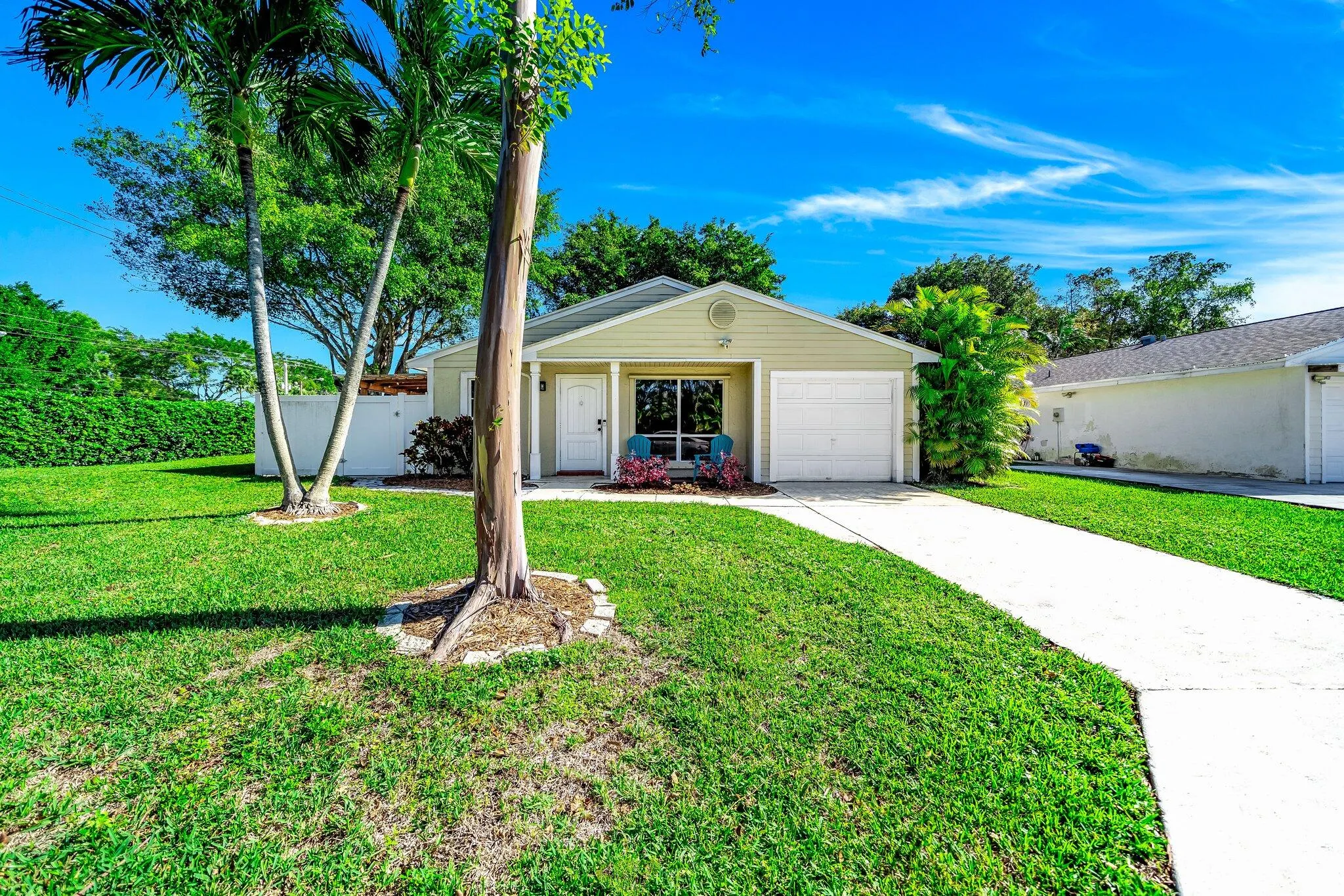 8315 GARDEN GATE Place