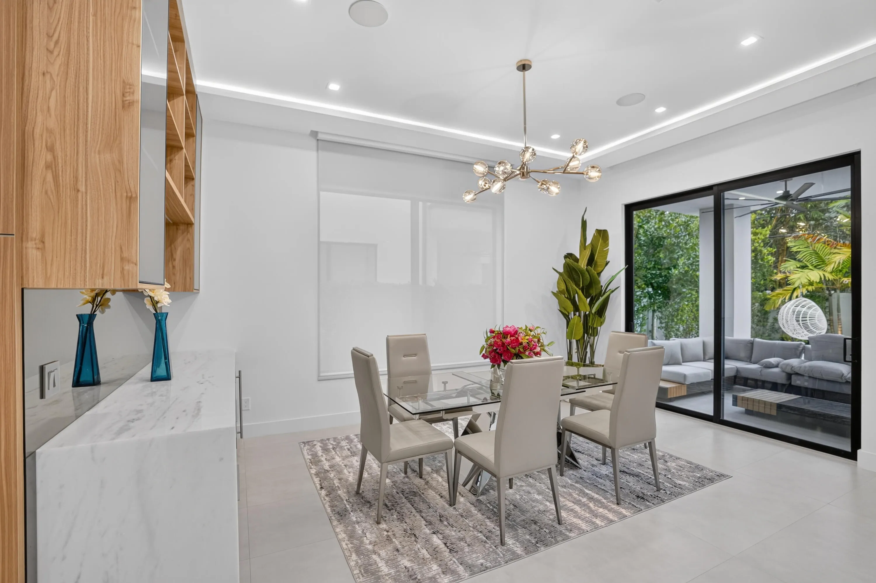 237 NE 11th Street