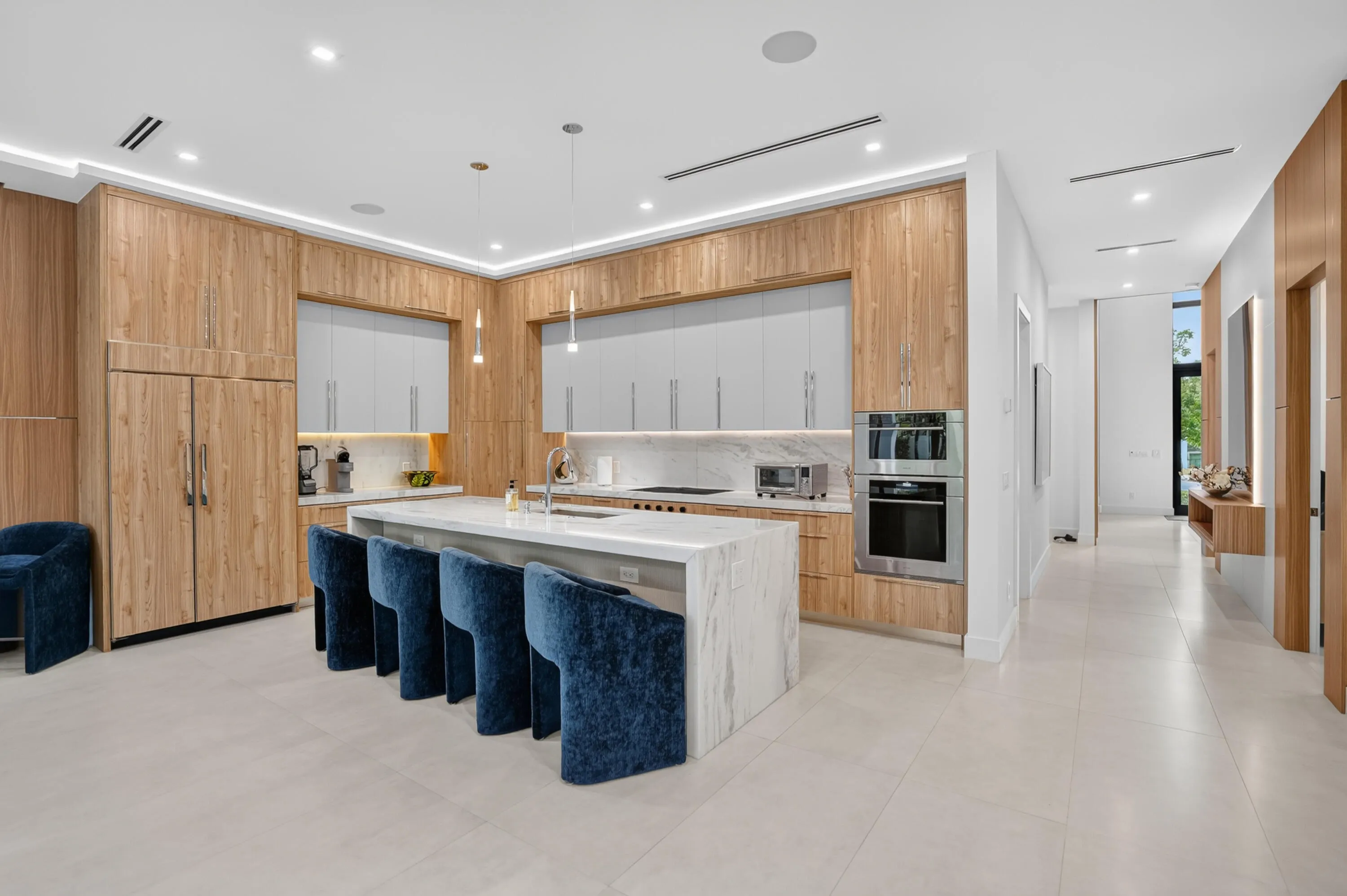 237 NE 11th Street