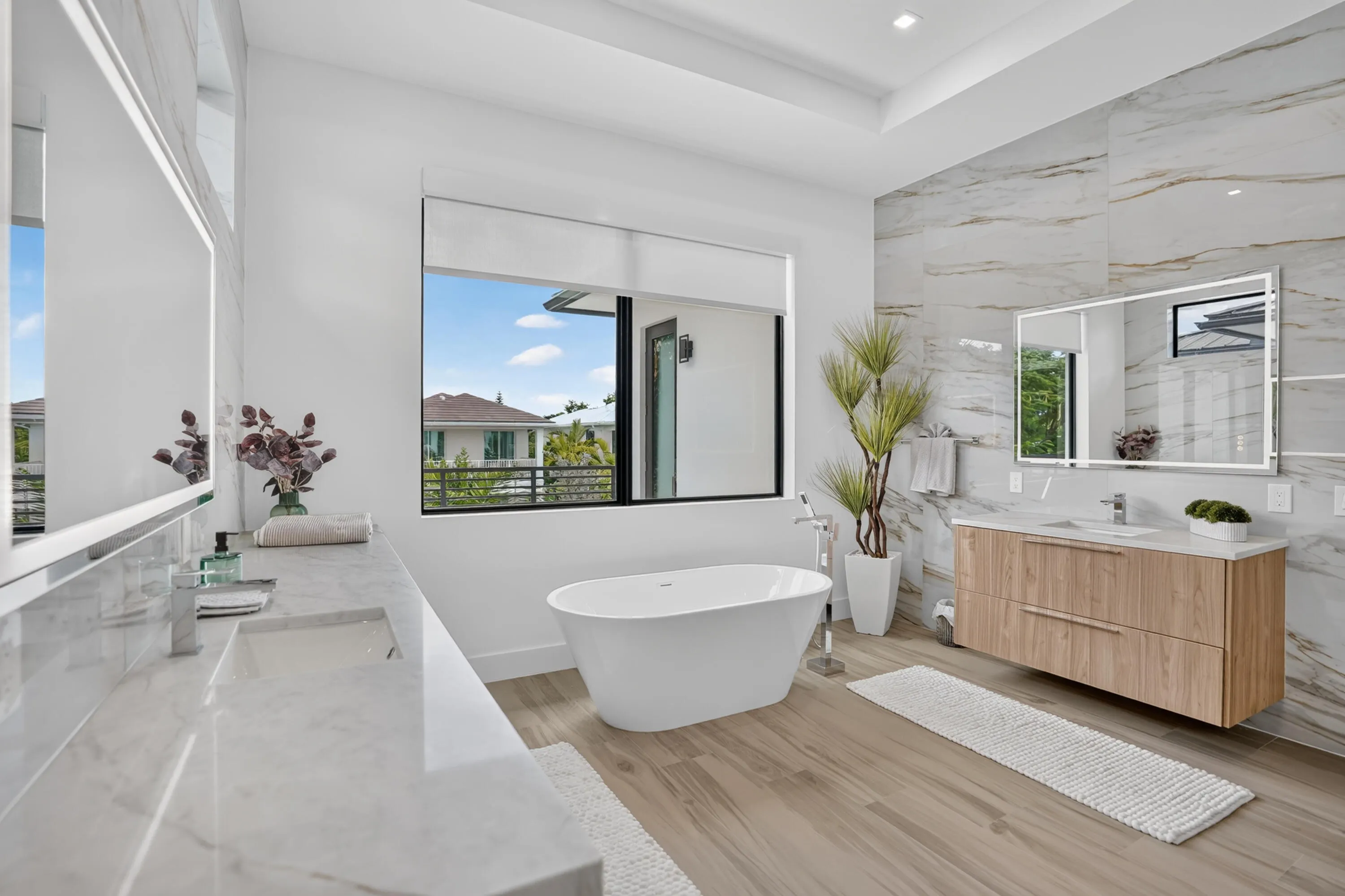 237 NE 11th Street