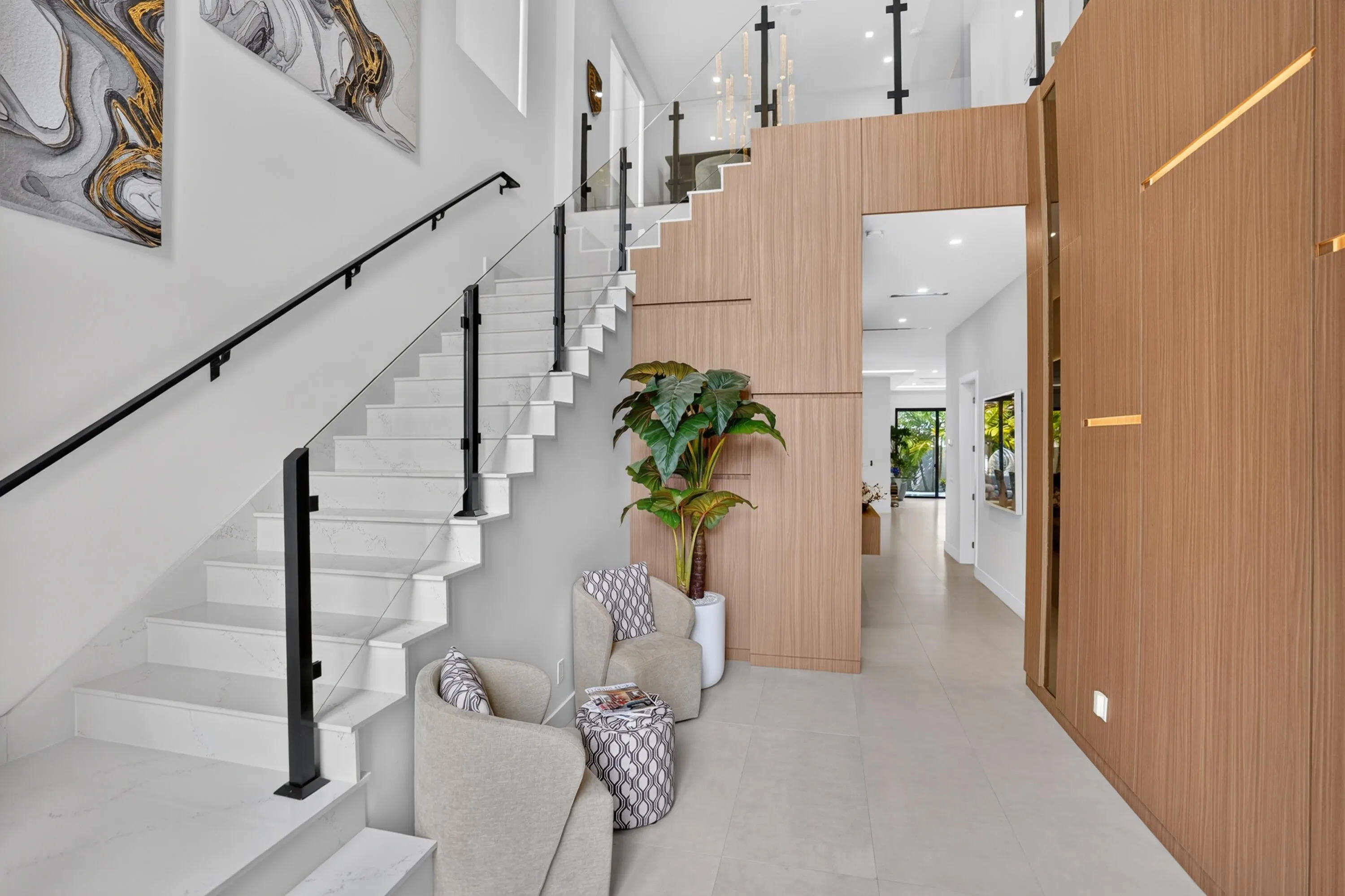 237 NE 11th Street