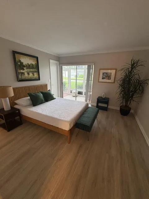 2929 SE OCEAN Boulevard #113-4