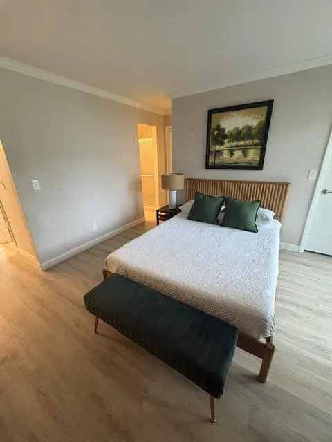 2929 SE OCEAN Boulevard #113-4
