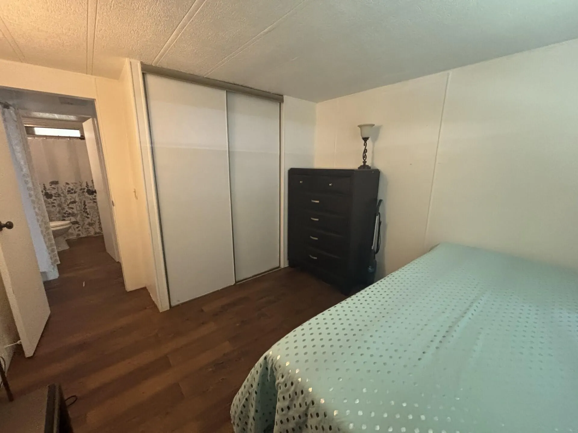 570 NE 47th Court