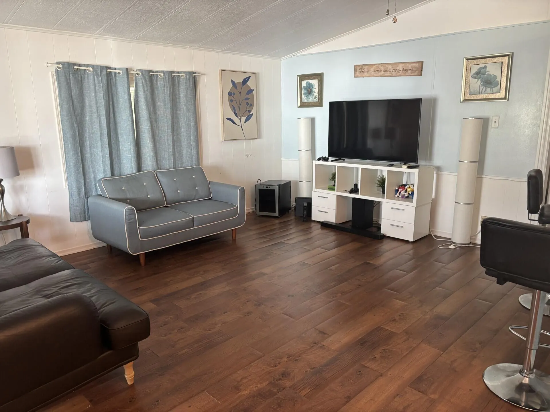 570 NE 47th Court