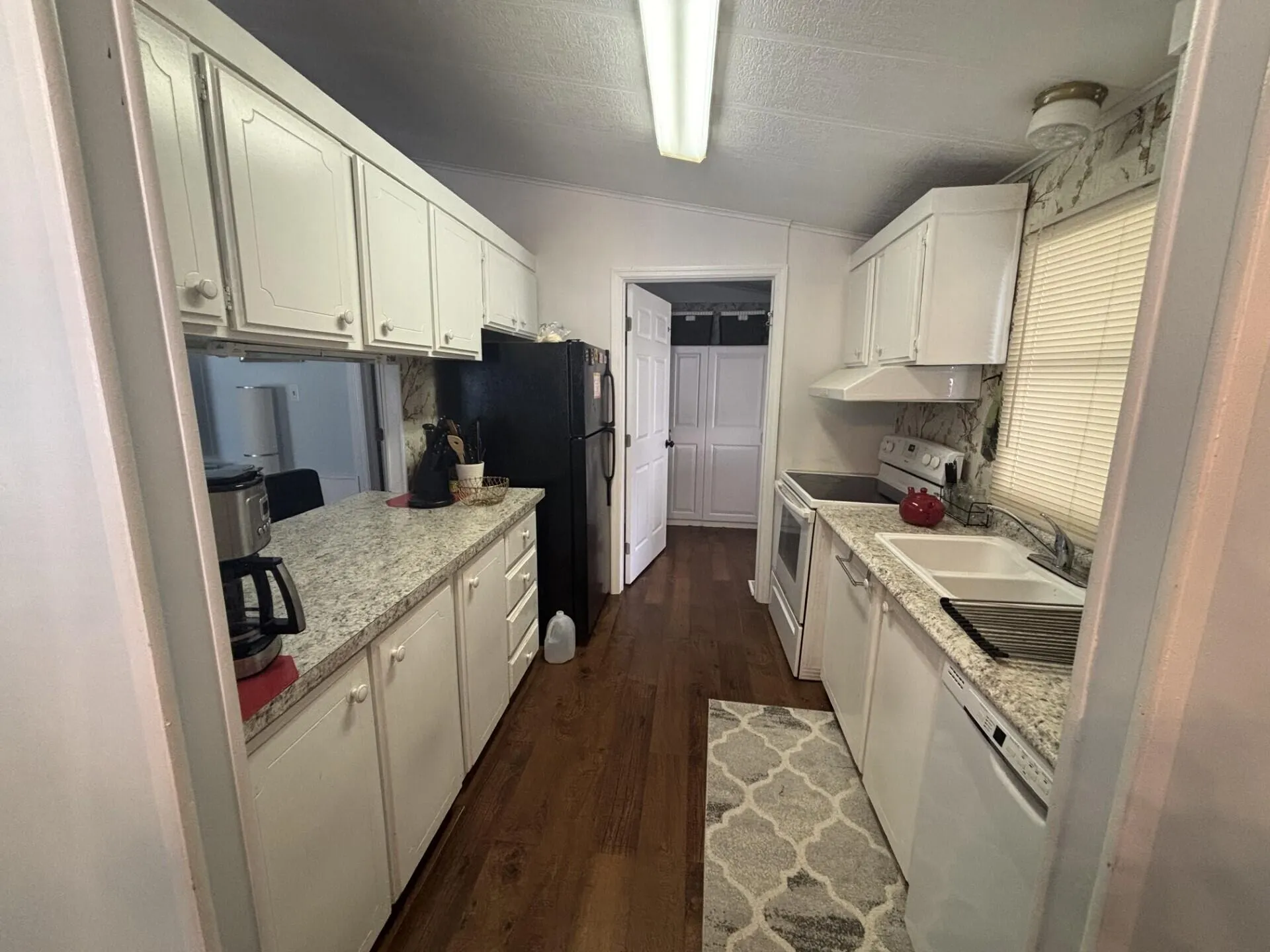 570 NE 47th Court