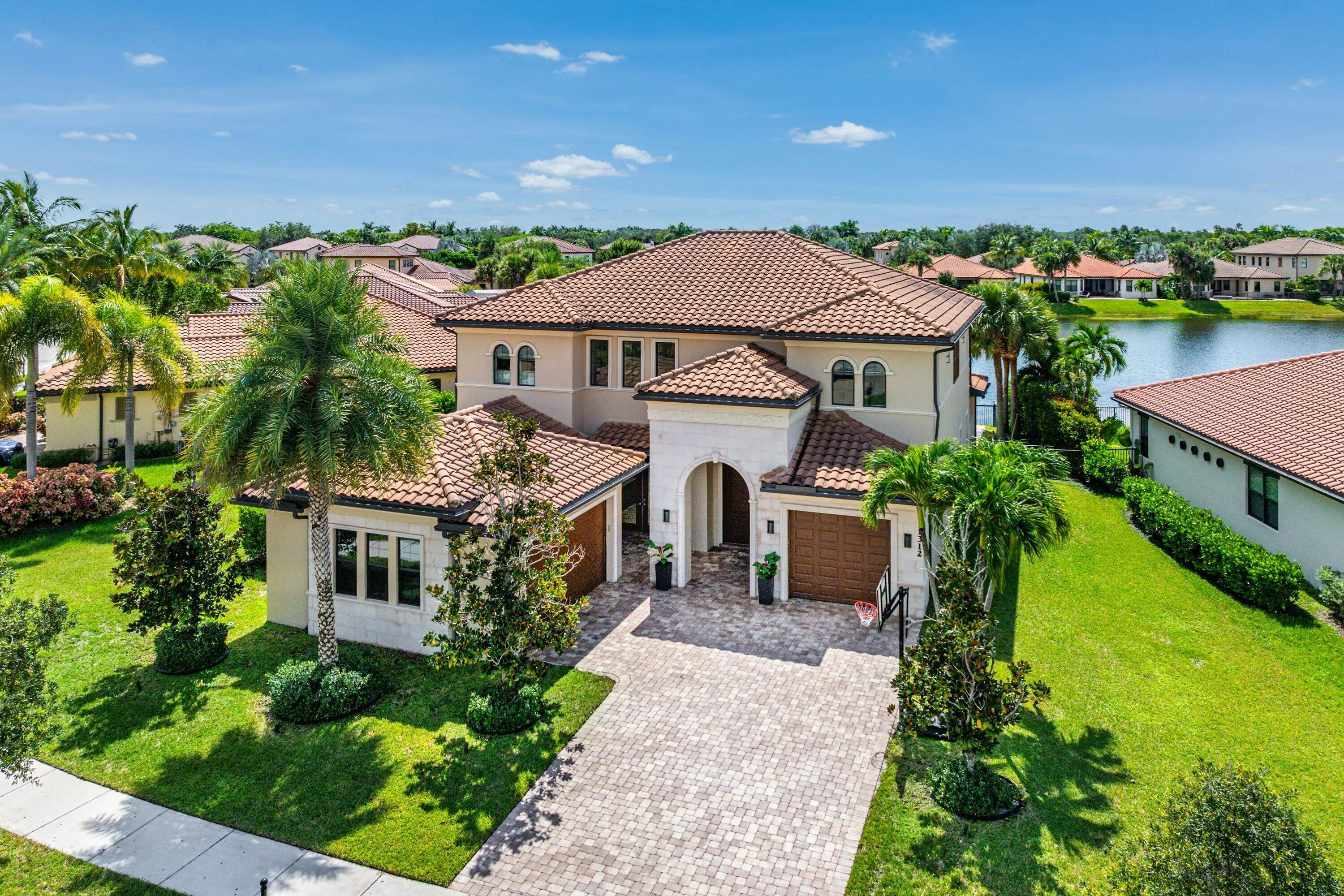 11312 NW 81st Place