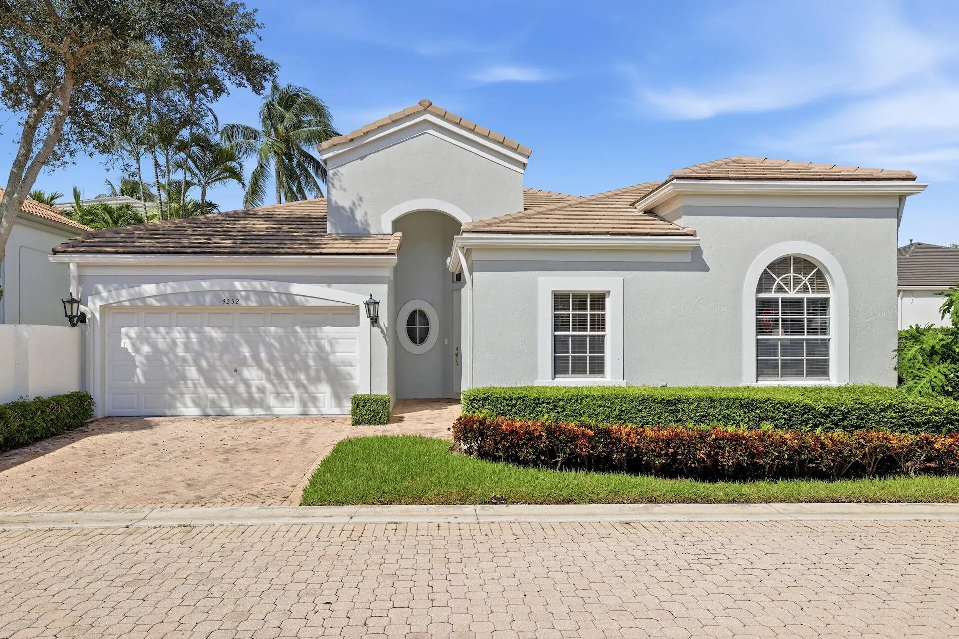 4252 NW 66TH Lane