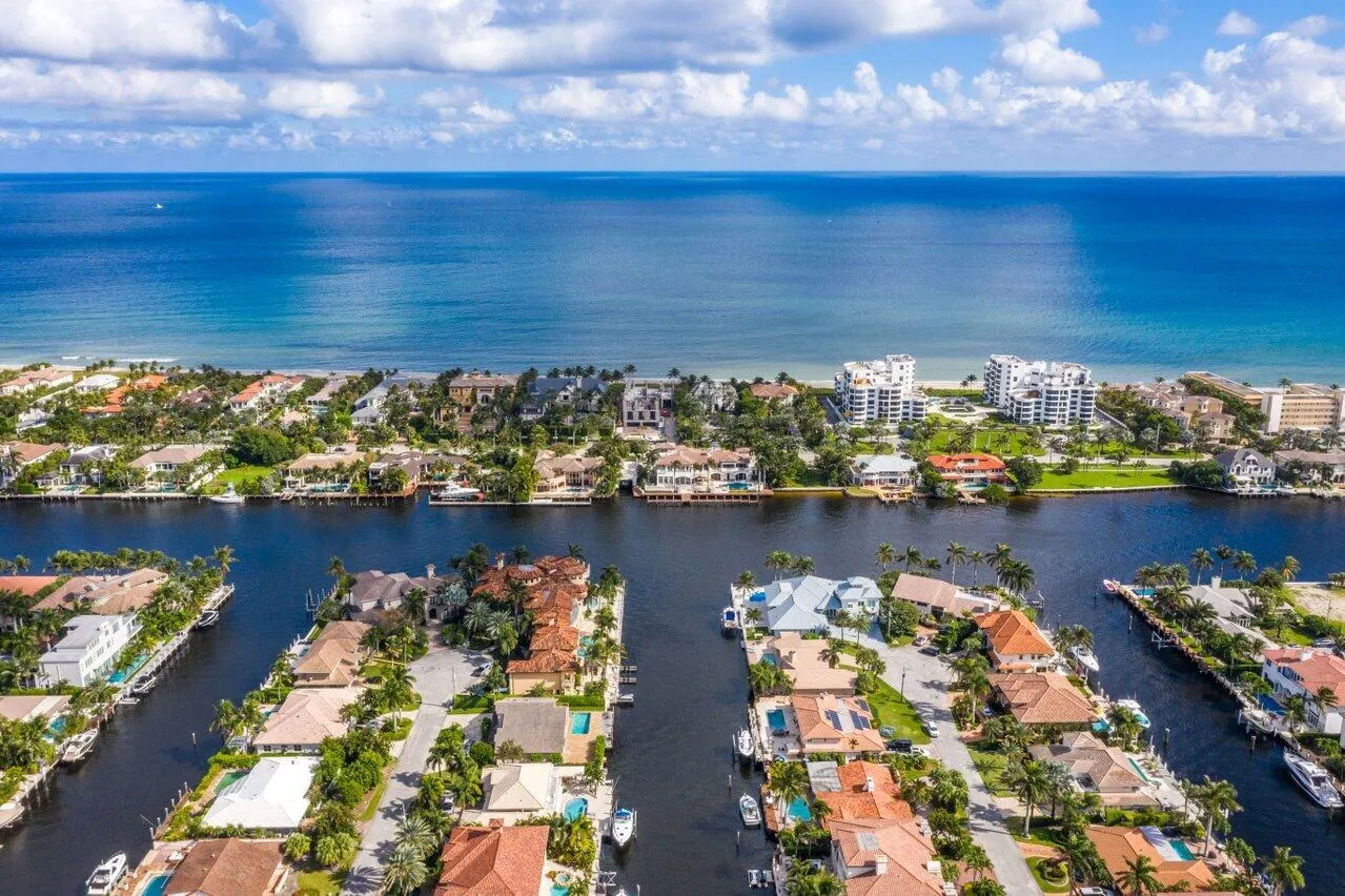 5571 SUGAR MILL Court