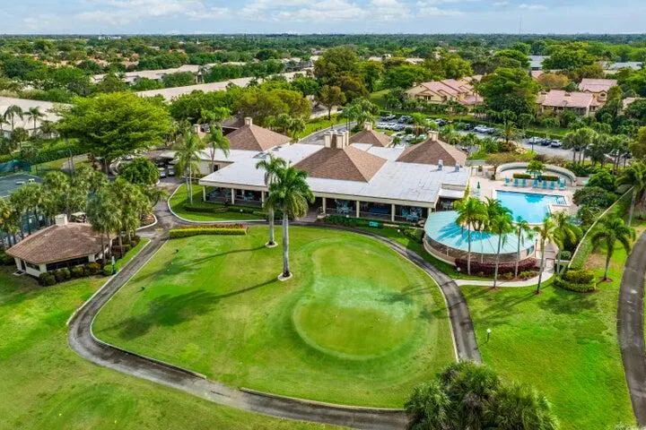 5571 SUGAR MILL Court