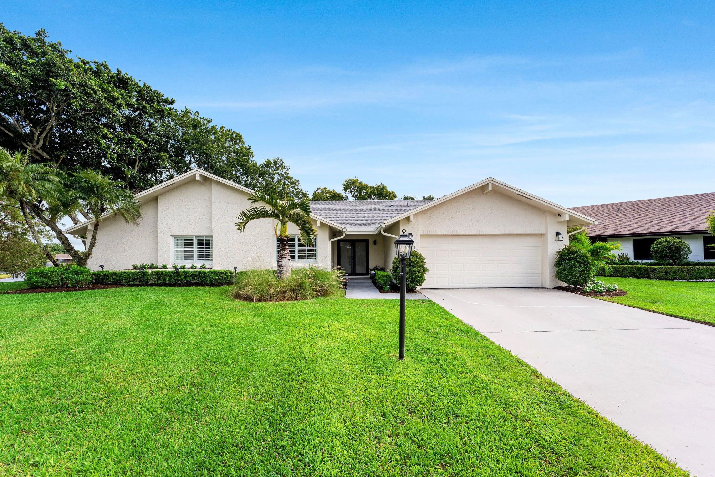 5571 SUGAR MILL Court