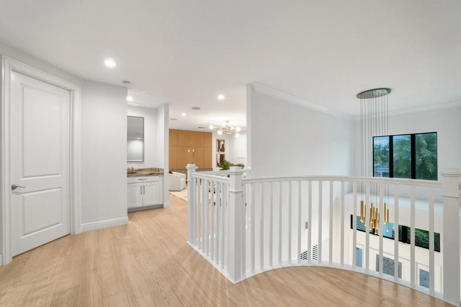 2565 NW 69th Street