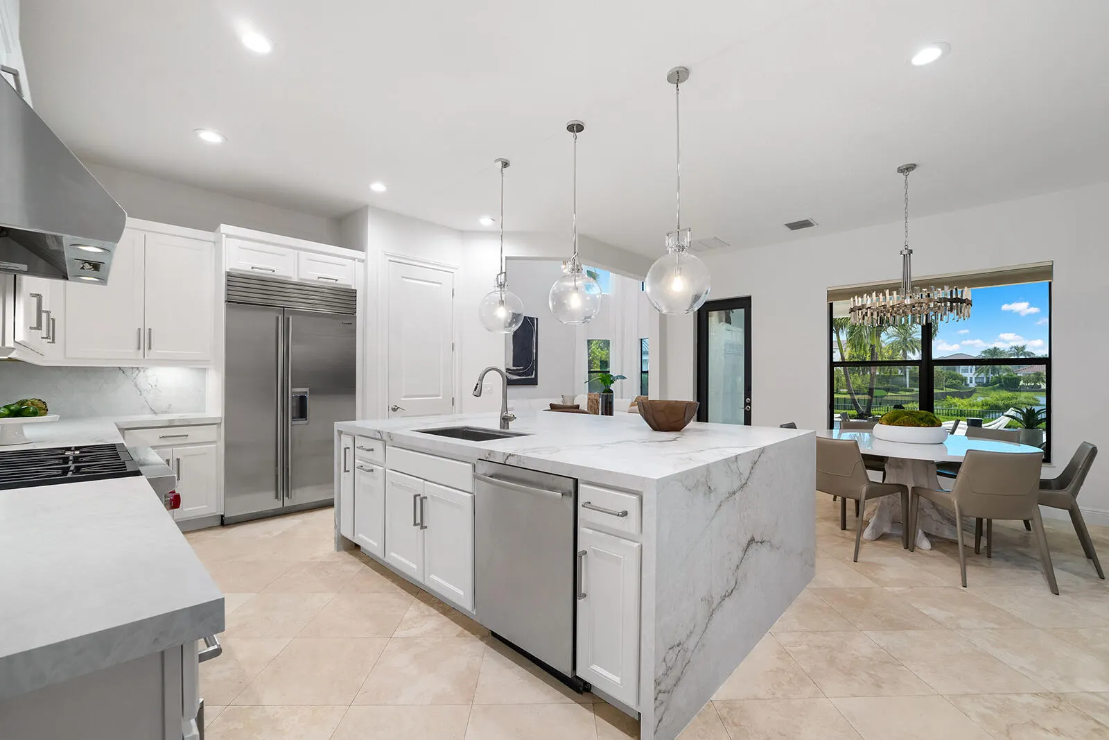 2565 NW 69th Street