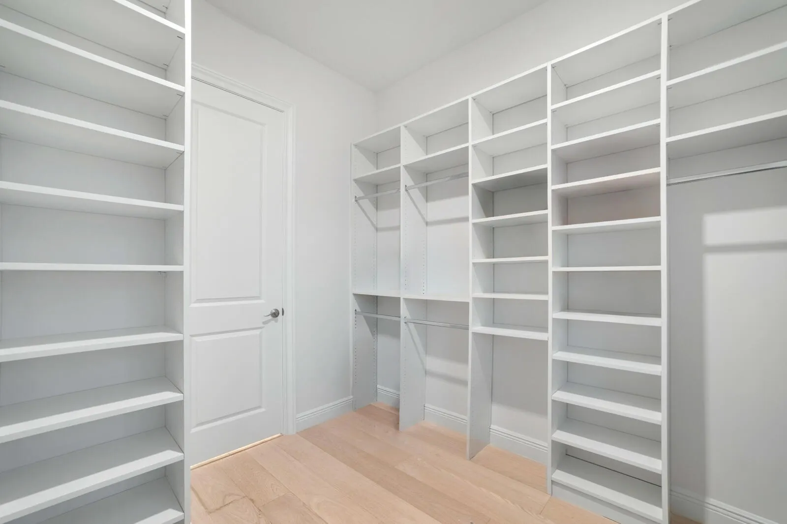 2565 NW 69th Street