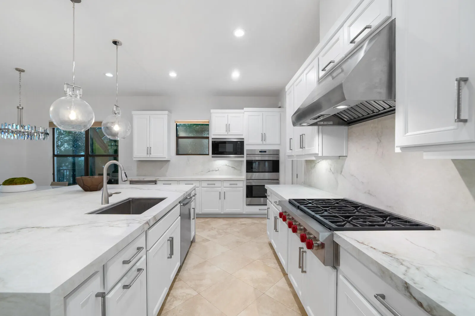 2565 NW 69th Street