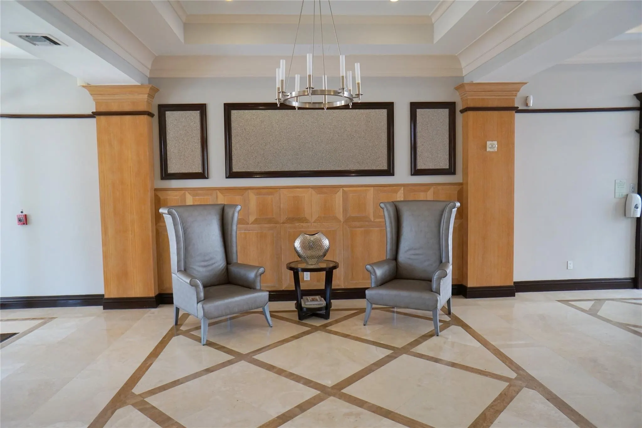233 S FEDERAL Highway #401