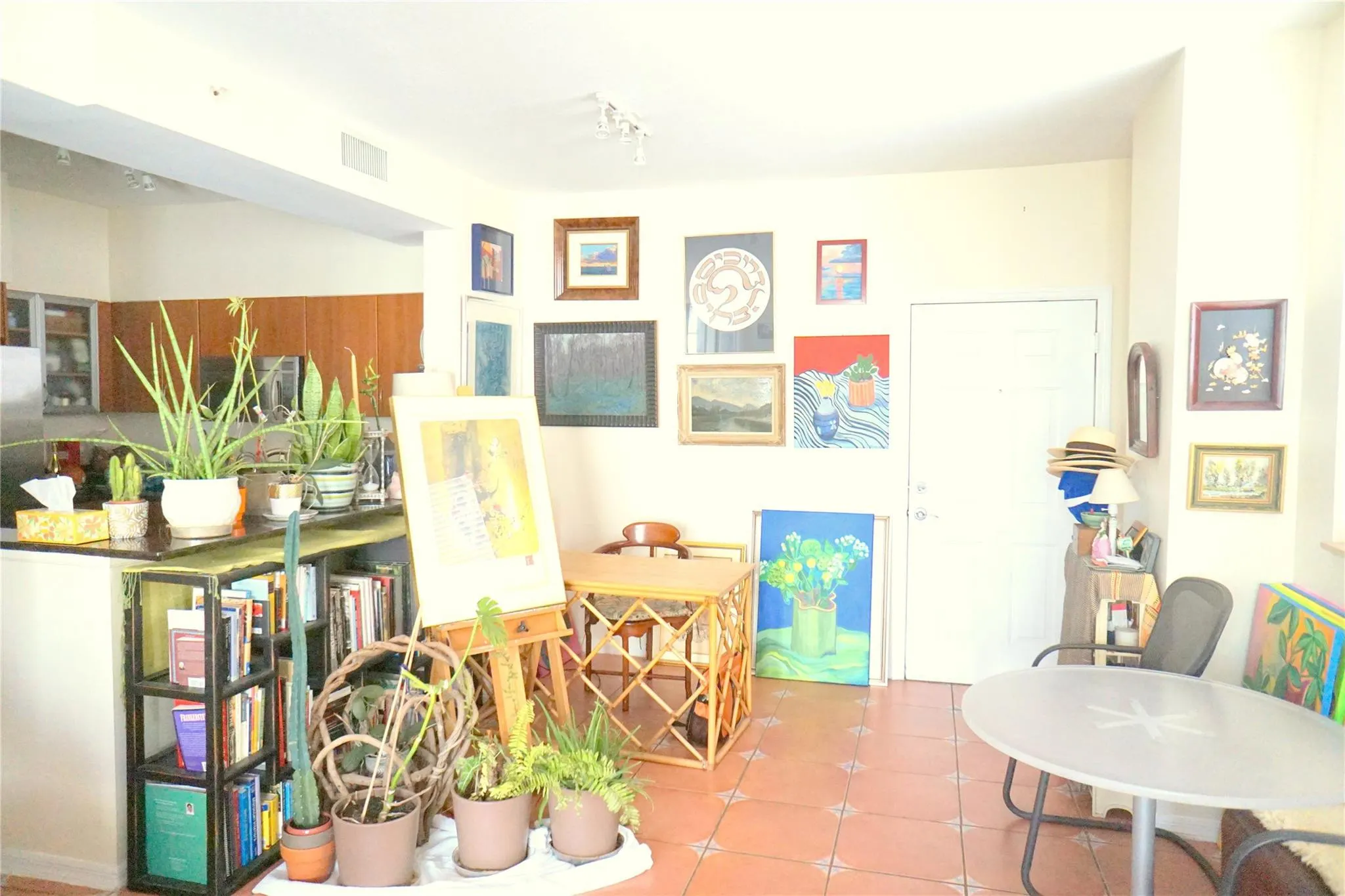 233 S FEDERAL Highway #401