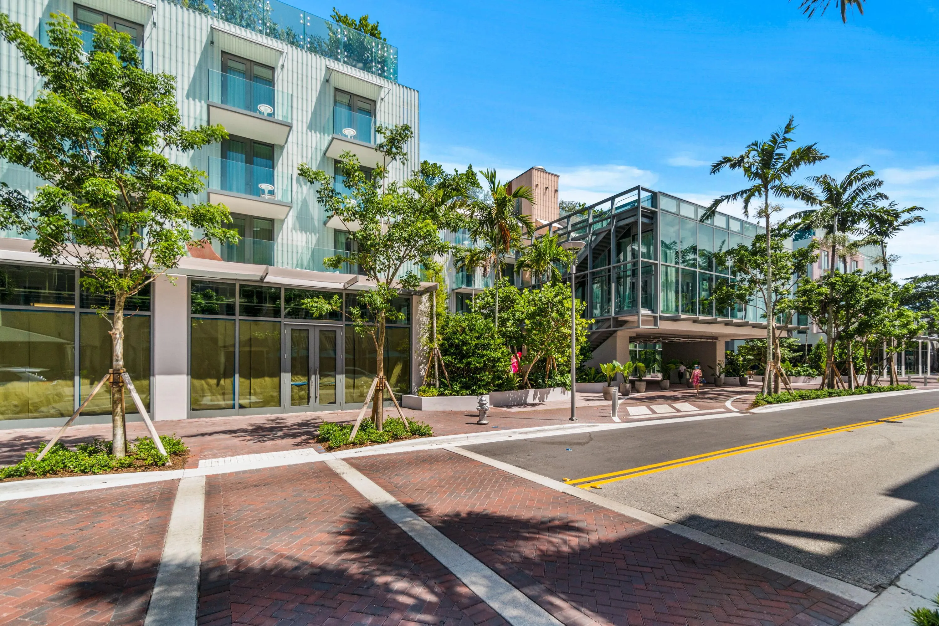 200 NE 2nd Avenue #209