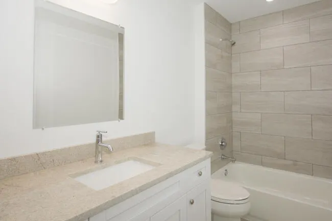 195 S 4TH Street S #Unit #1