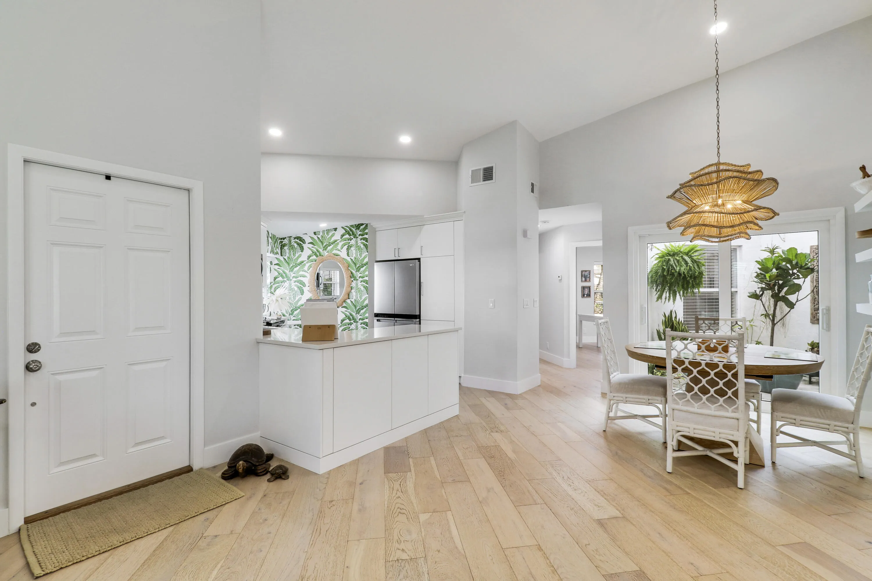 2426 SW FOXPOINT Trail