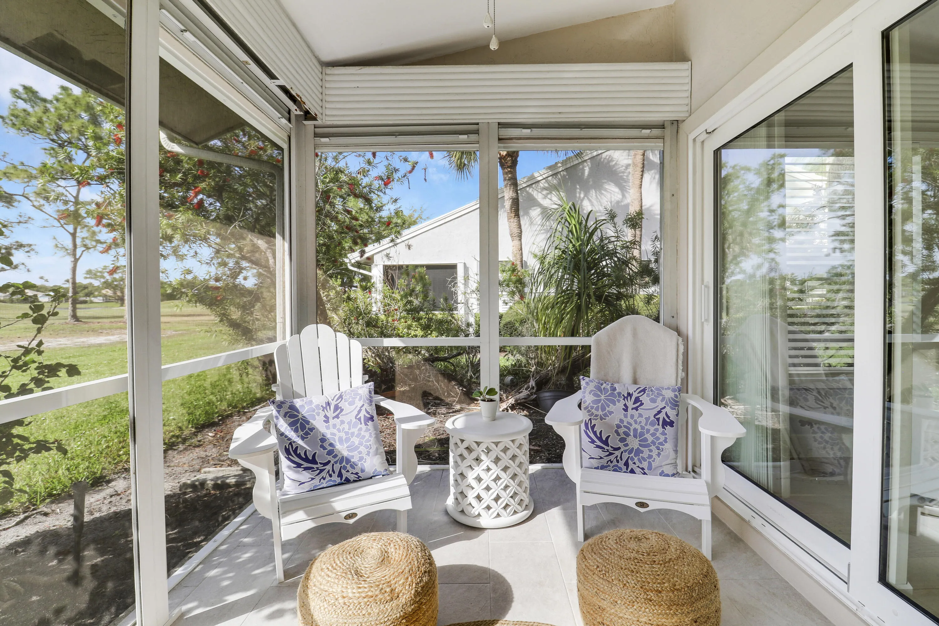 2426 SW FOXPOINT Trail