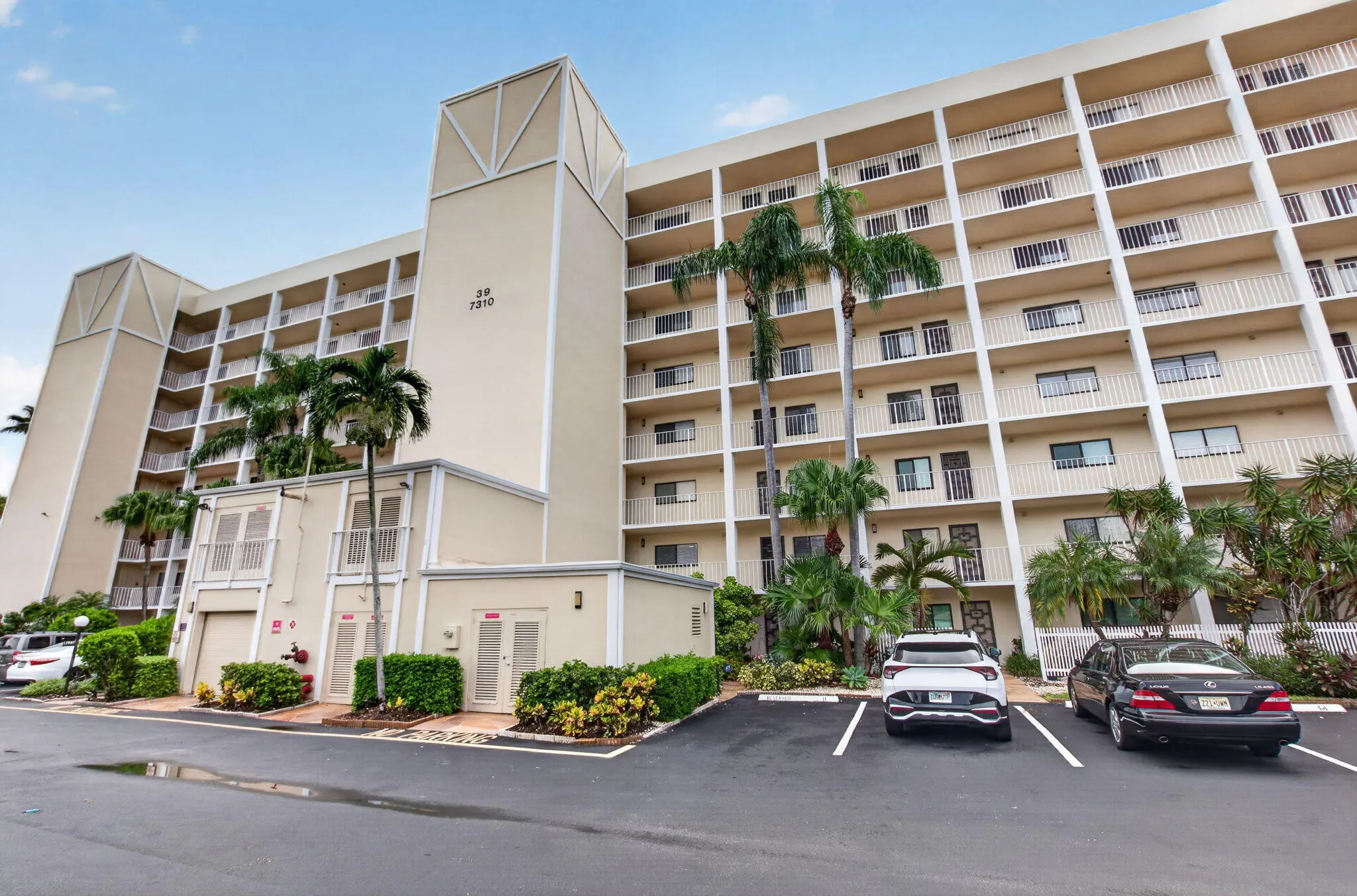 7310 ASHFORD Place #205
