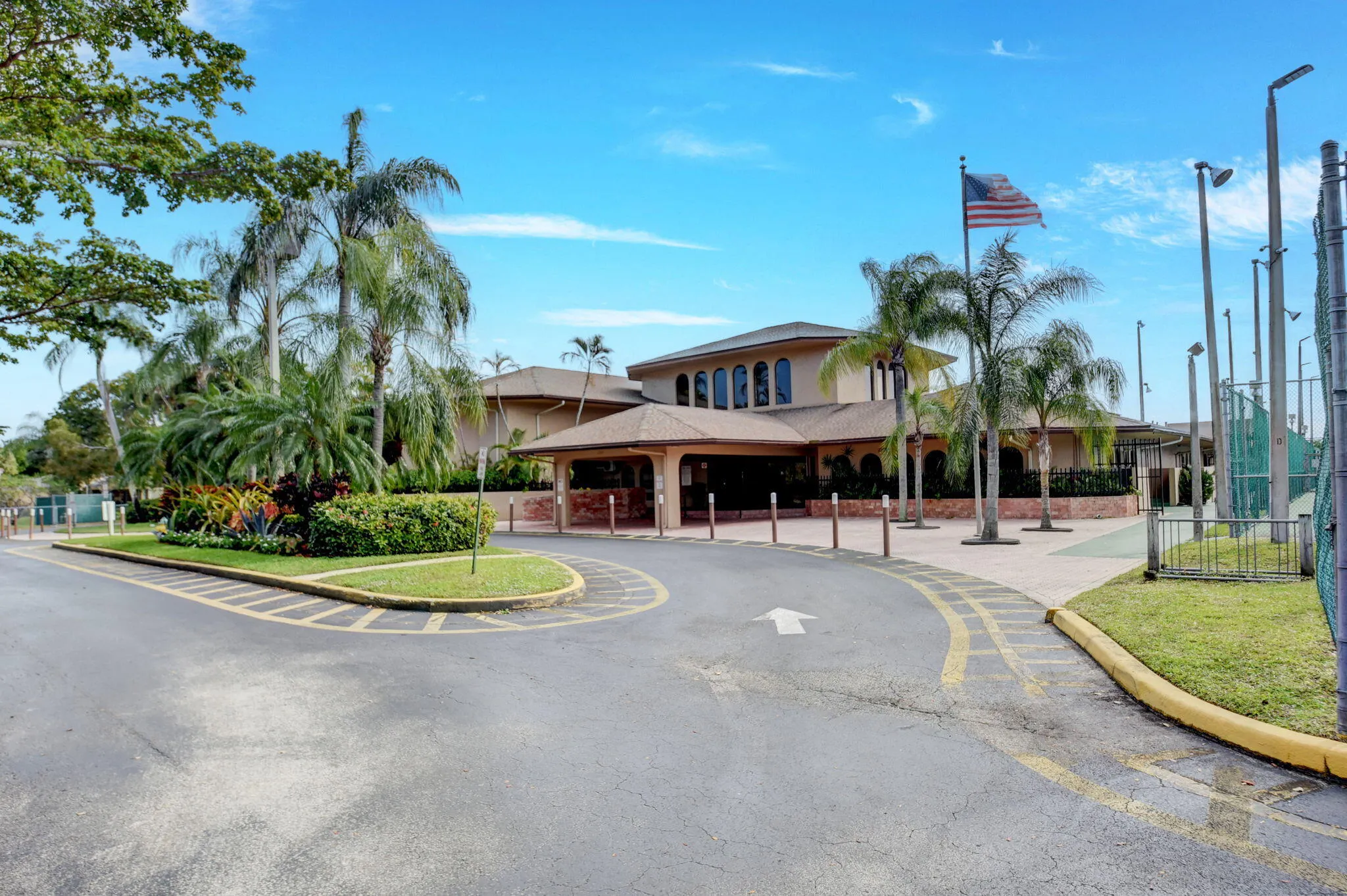 3866 NW 21ST Court