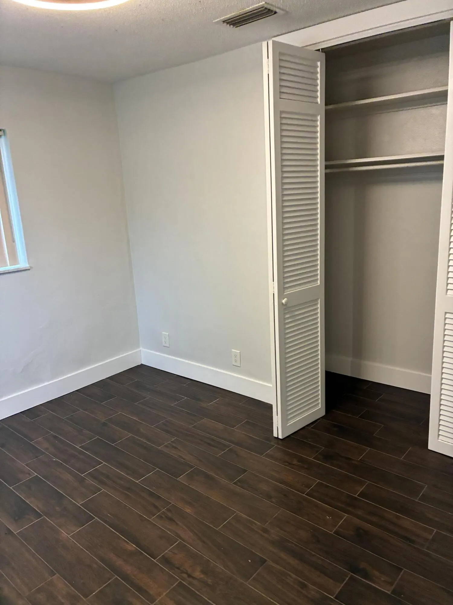 1104 SE 14TH Street