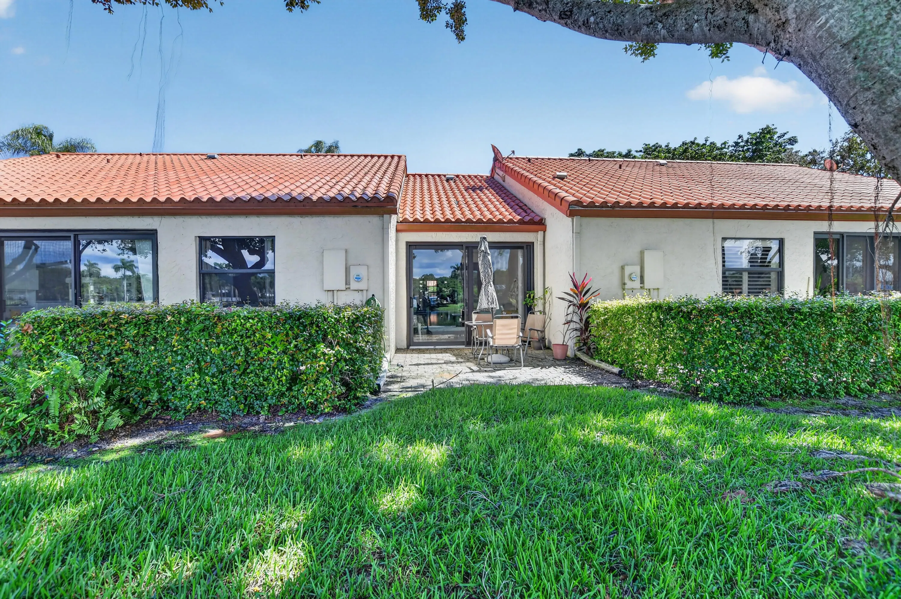126 CENTENNIAL Court