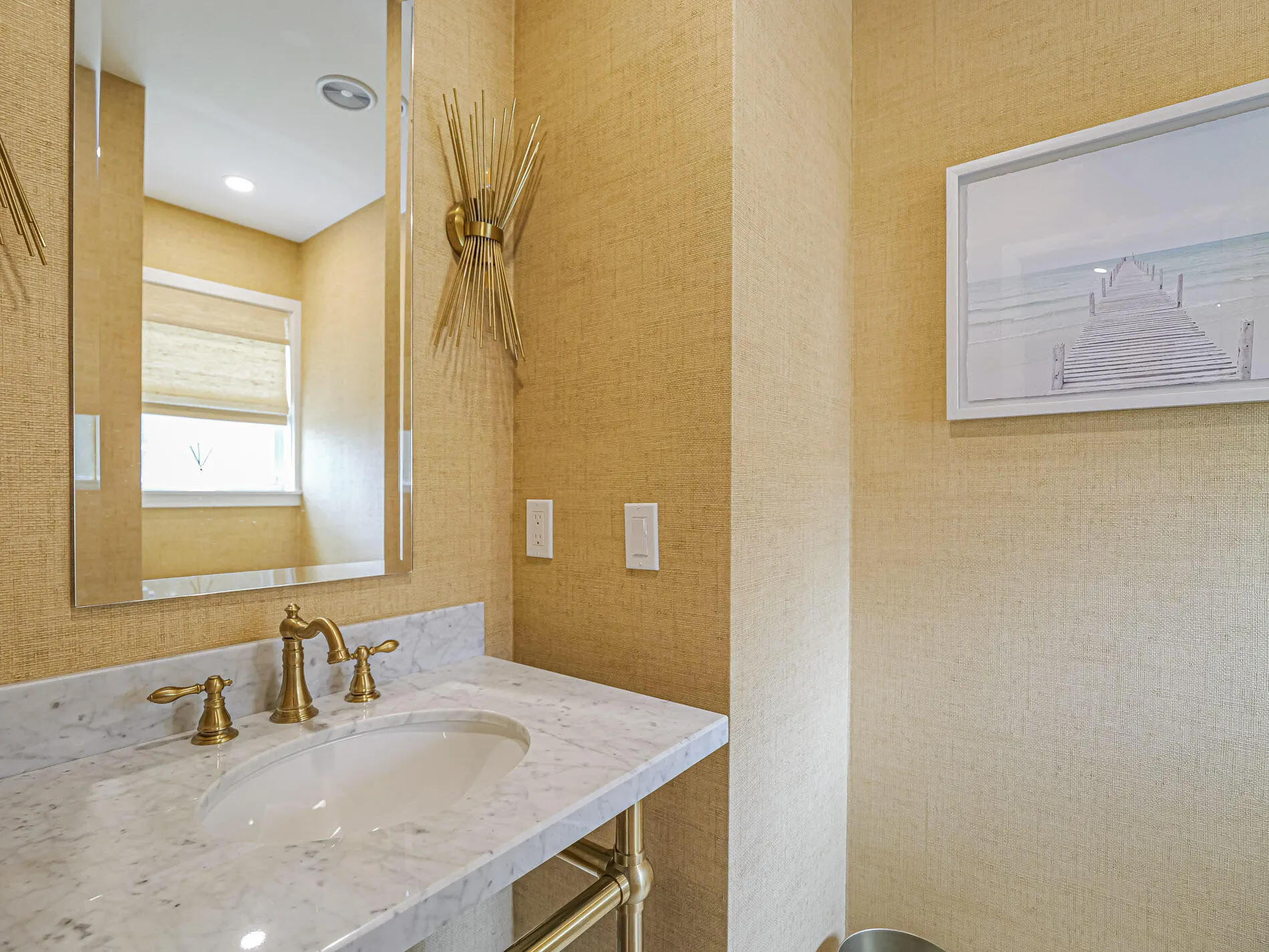1374 CORAL PARK Lane #803