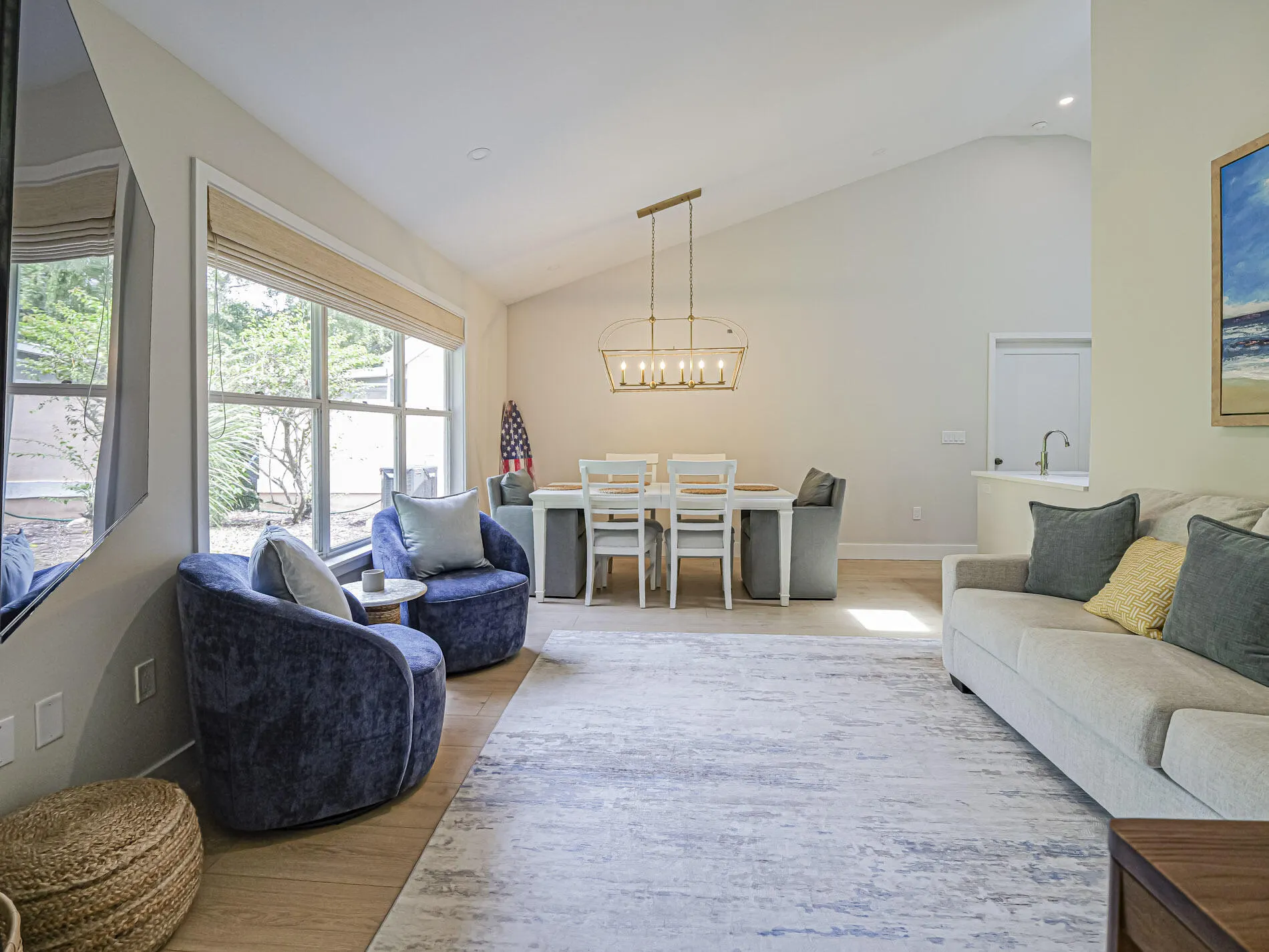 1374 CORAL PARK Lane #803