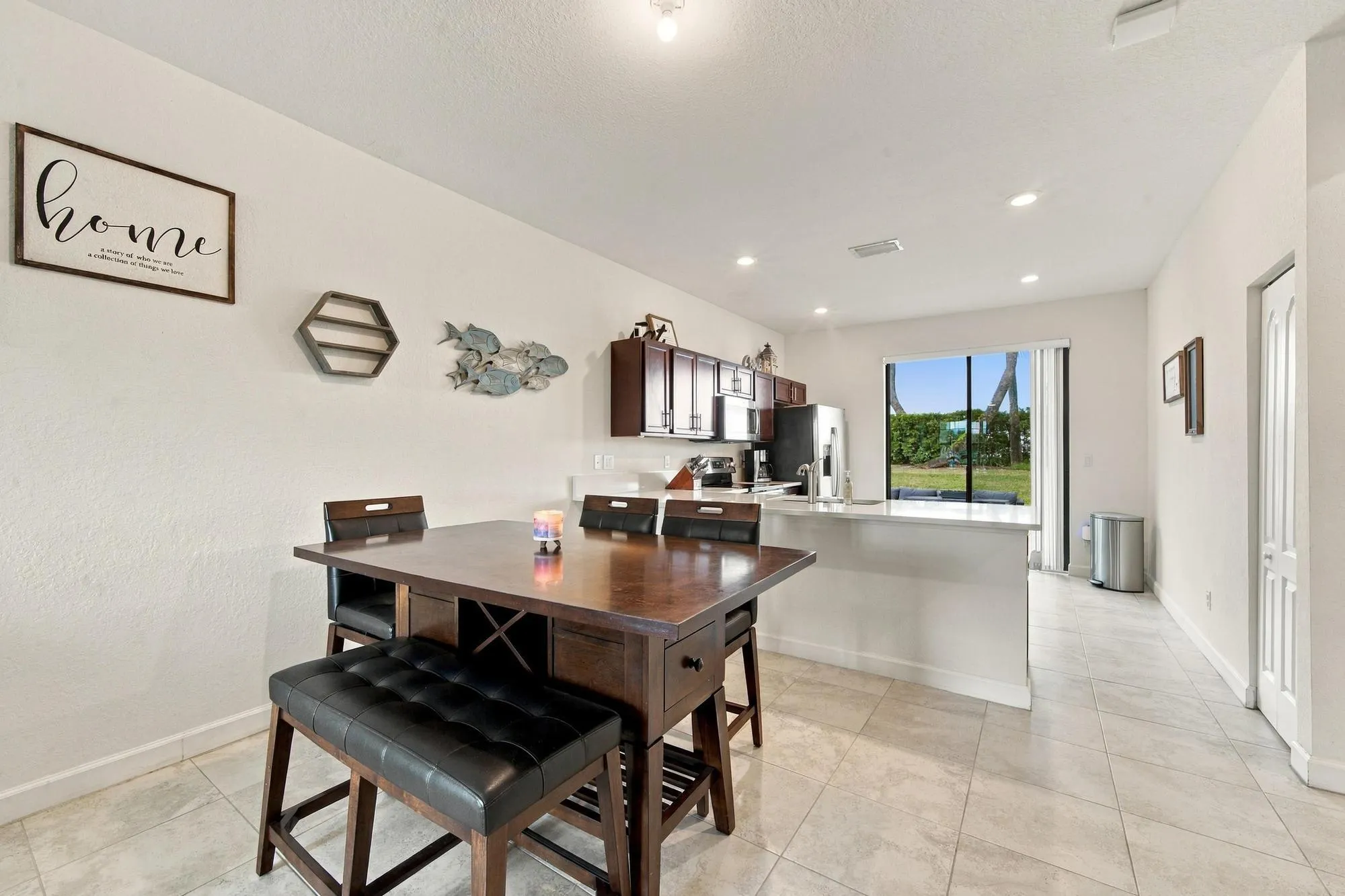 9871 E Villa Circle