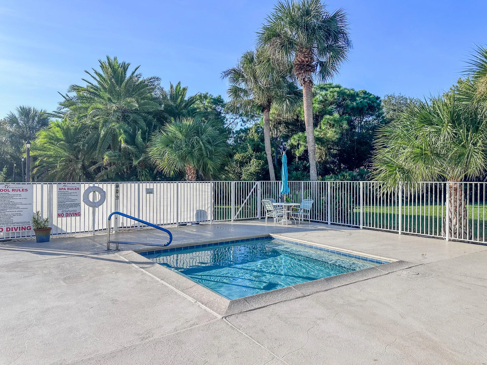 3679 SW WHISPERING SOUND Drive