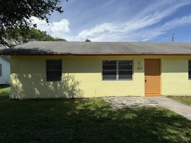 4839 Gulfstream Road