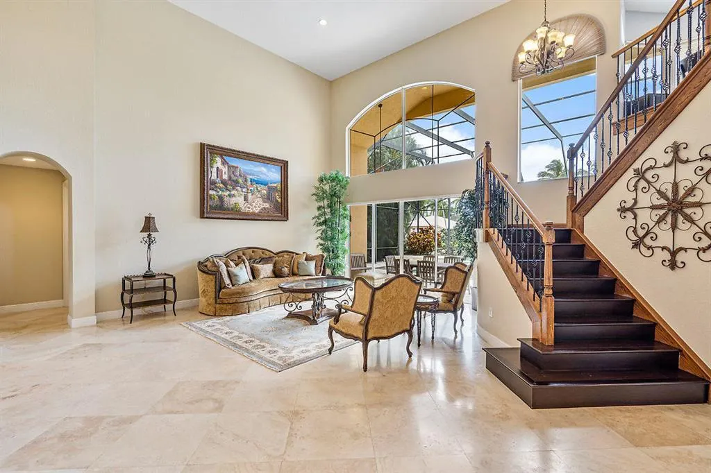 9541 NEW WATERFORD Cove