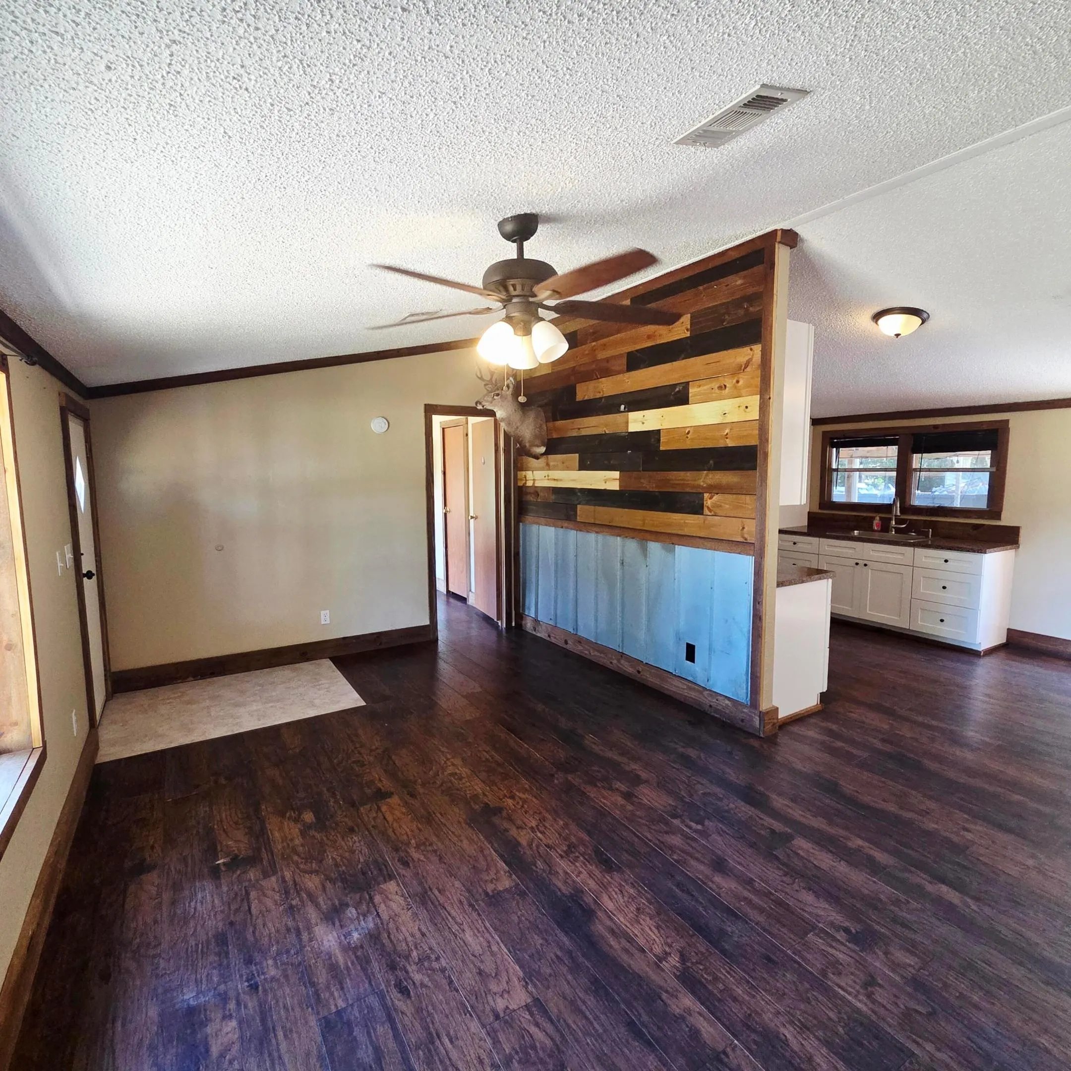 1761 SW 40TH Drive