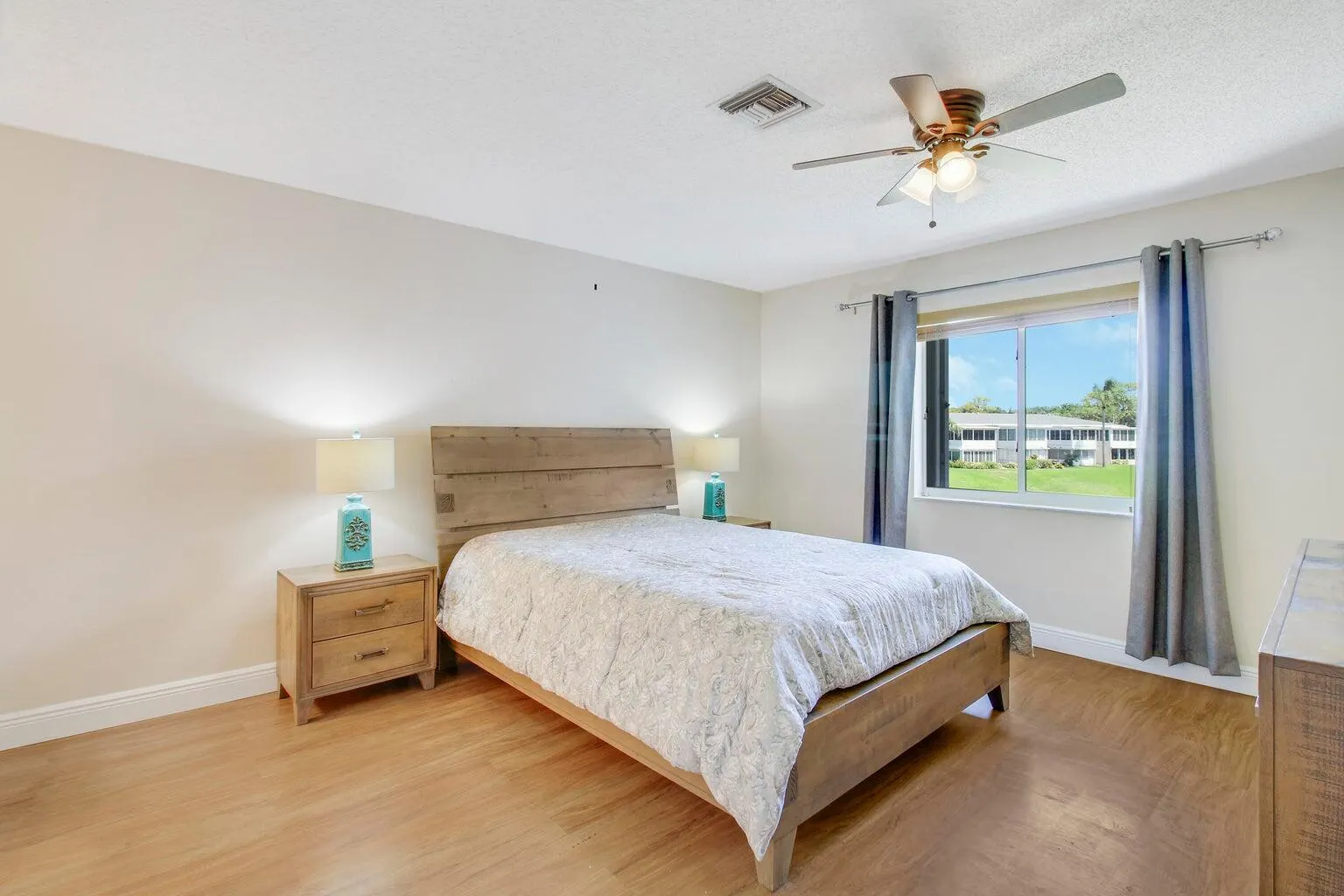 2730 SW 13th Street #203