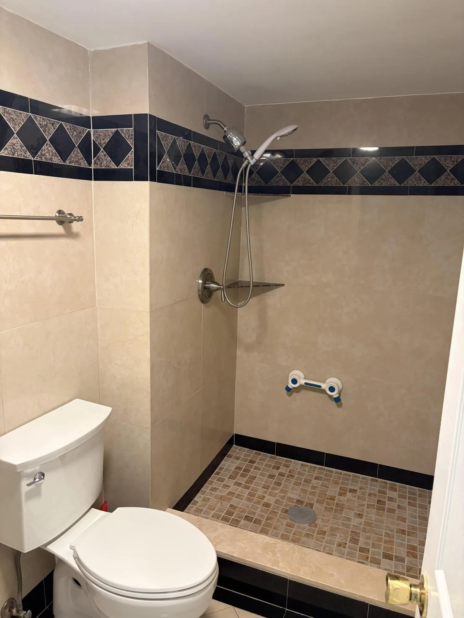 2900 FIORE Way #1050