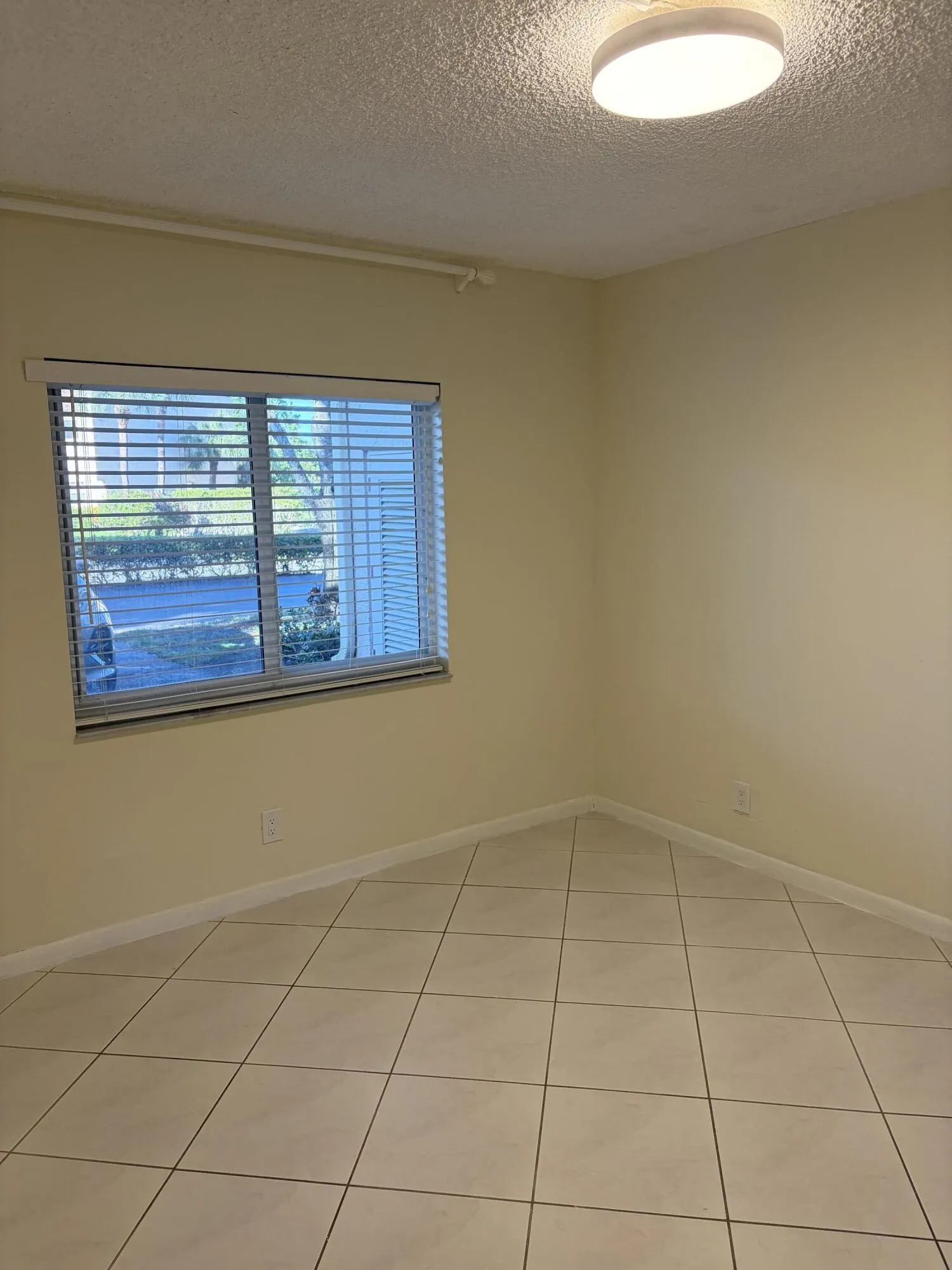 2900 FIORE Way #1050