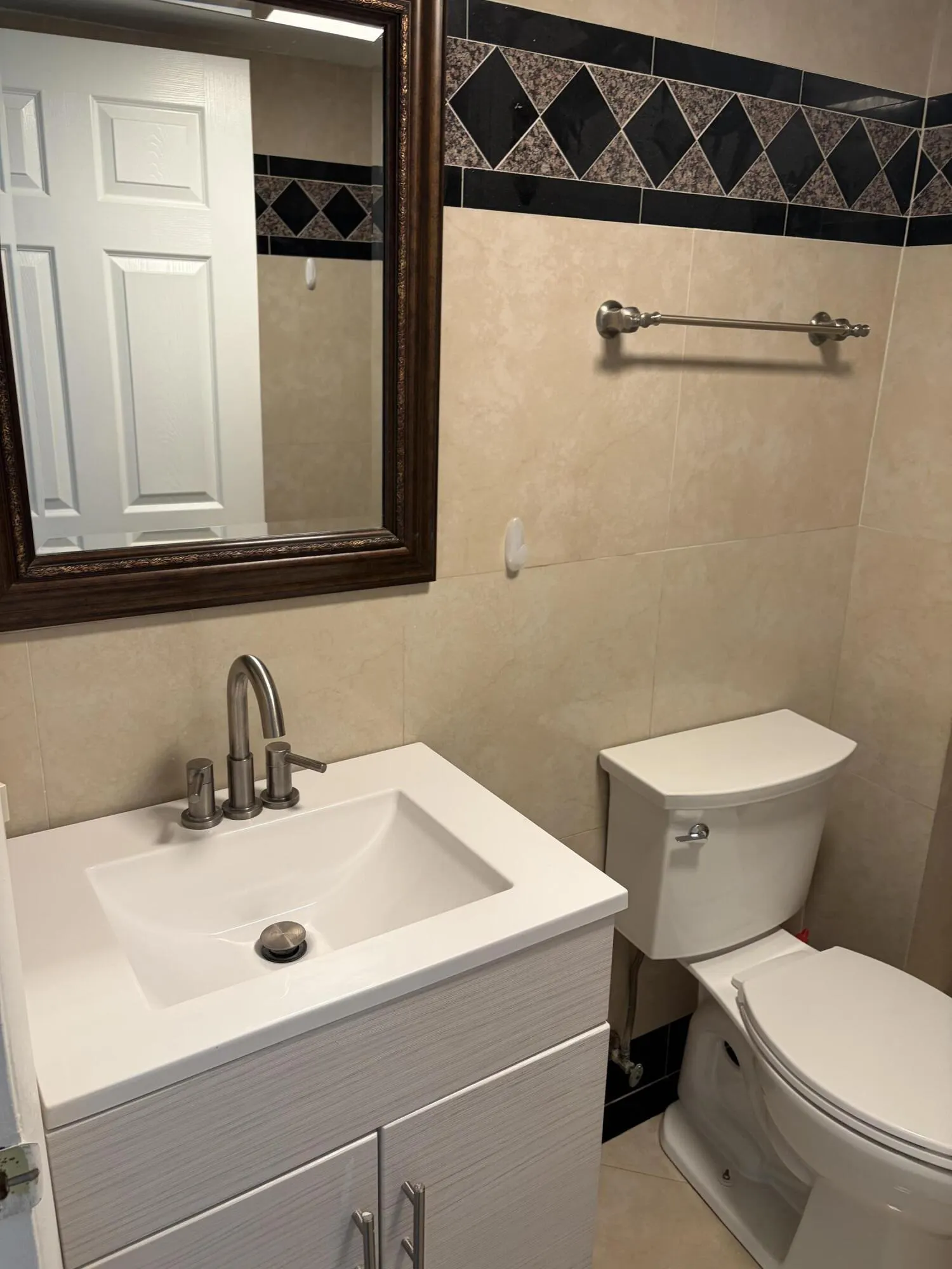 2900 FIORE Way #1050